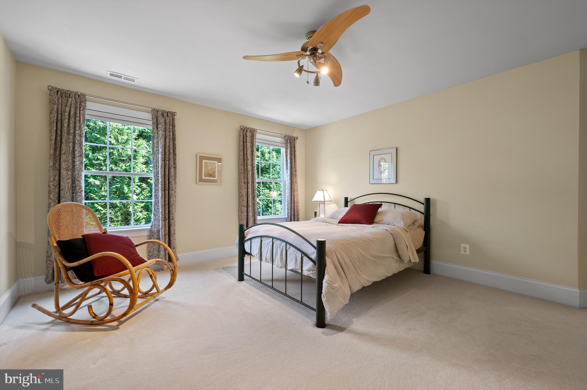 CHERRY CREEK - Residential