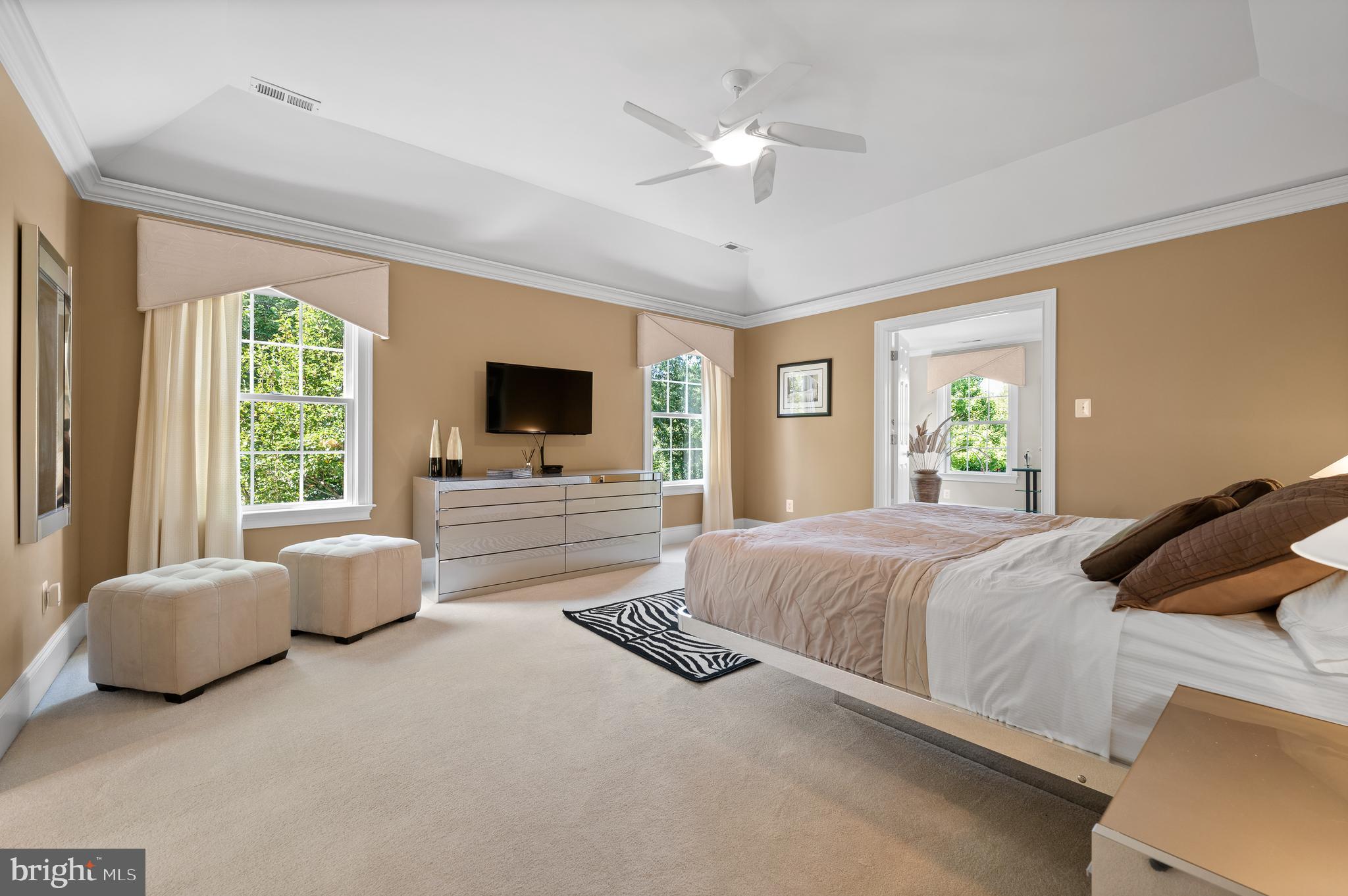 CHERRY CREEK - Residential