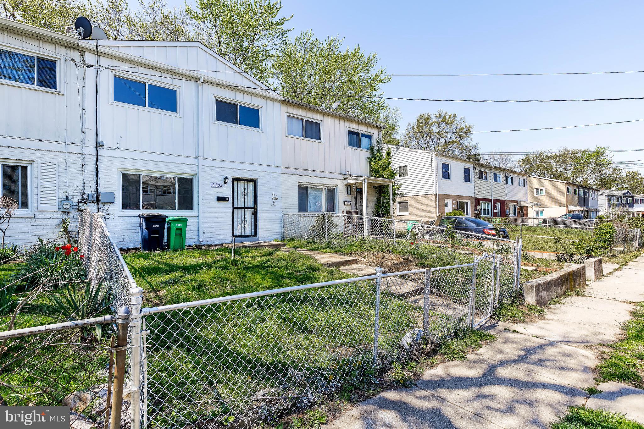 KENT VILLAGE - Residential