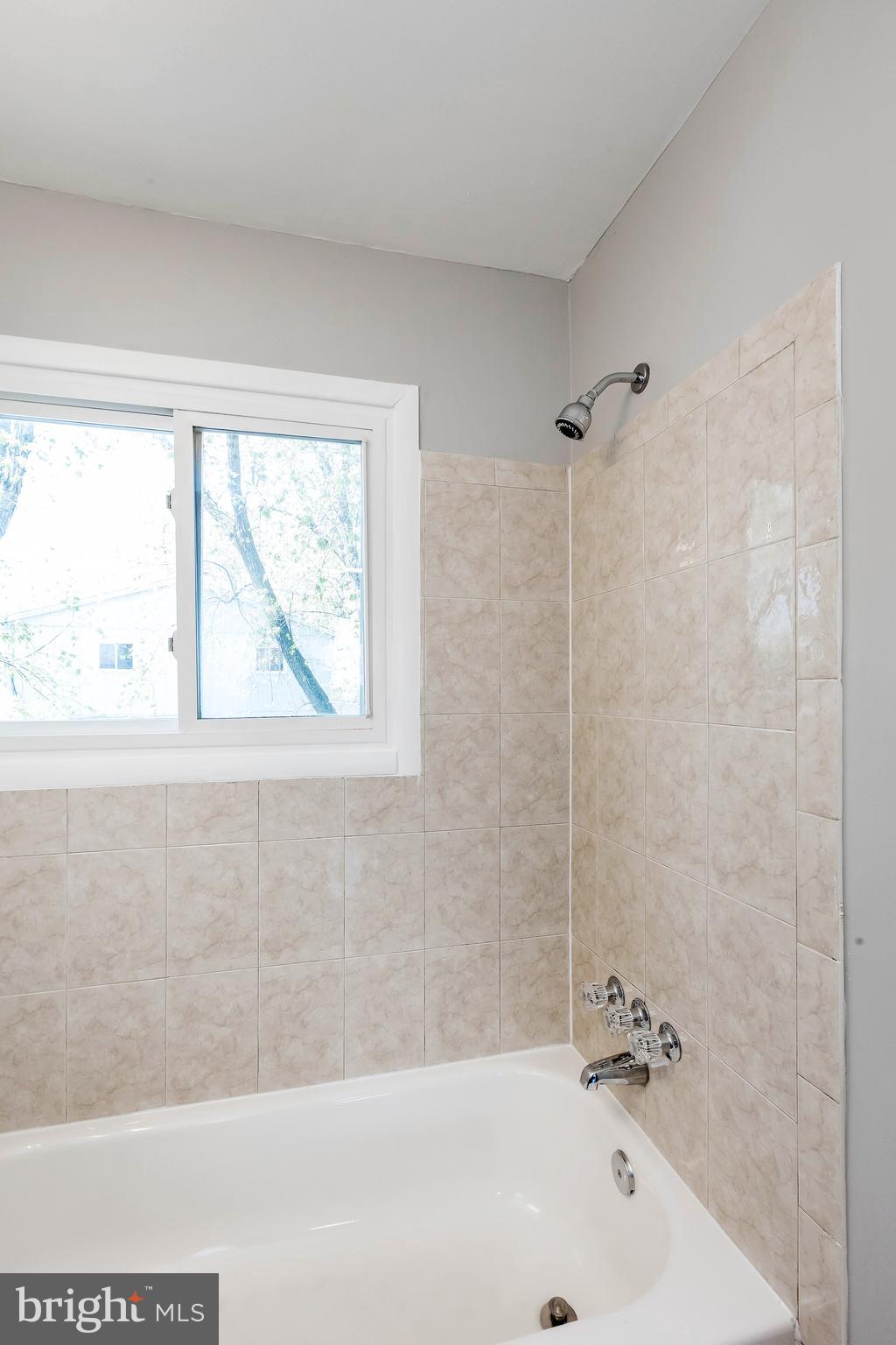 KENT VILLAGE - Residential