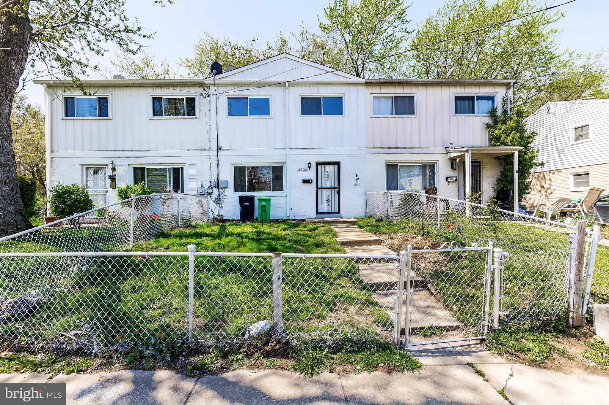 KENT VILLAGE - Residential