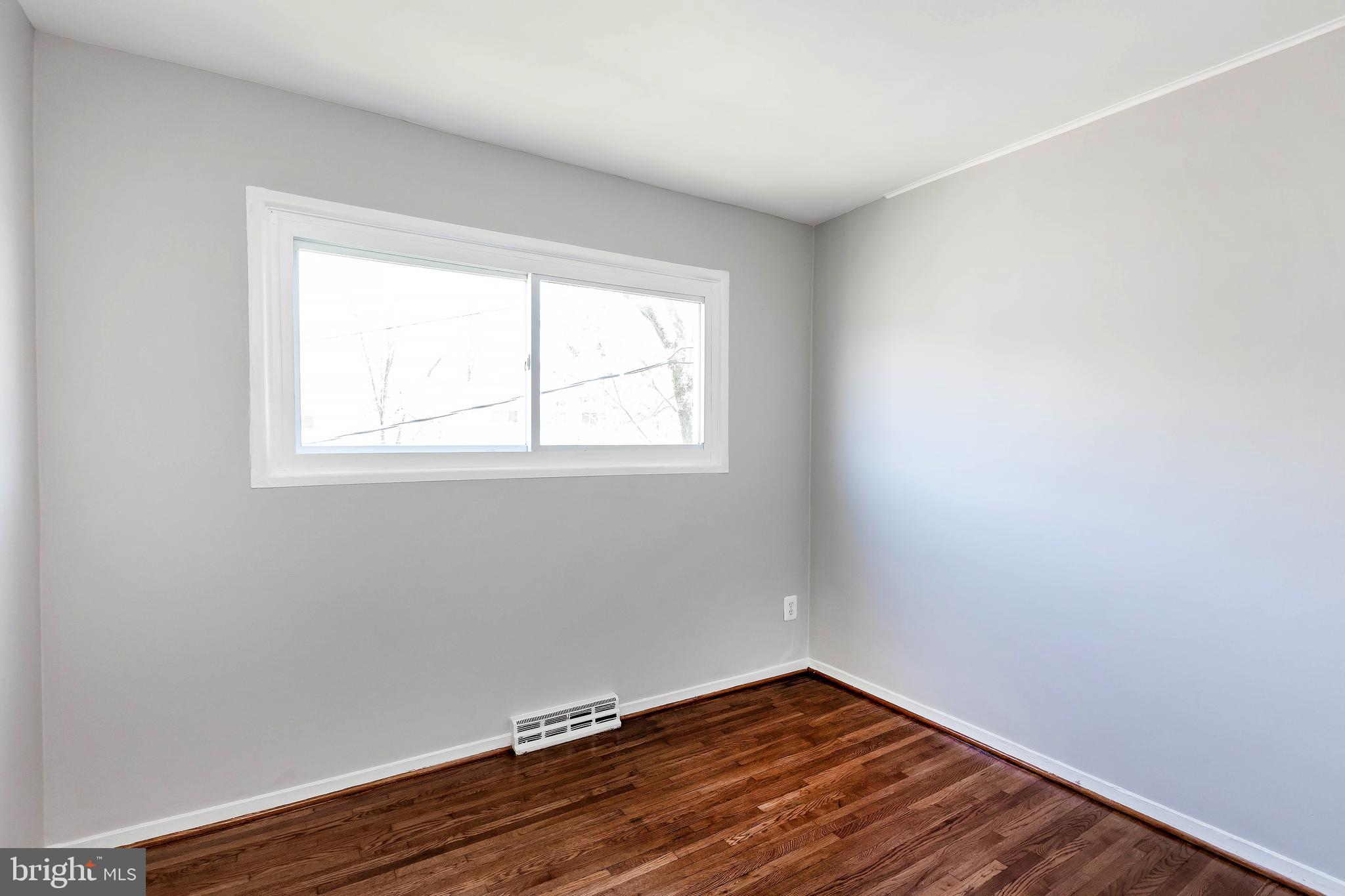 KENT VILLAGE - Residential