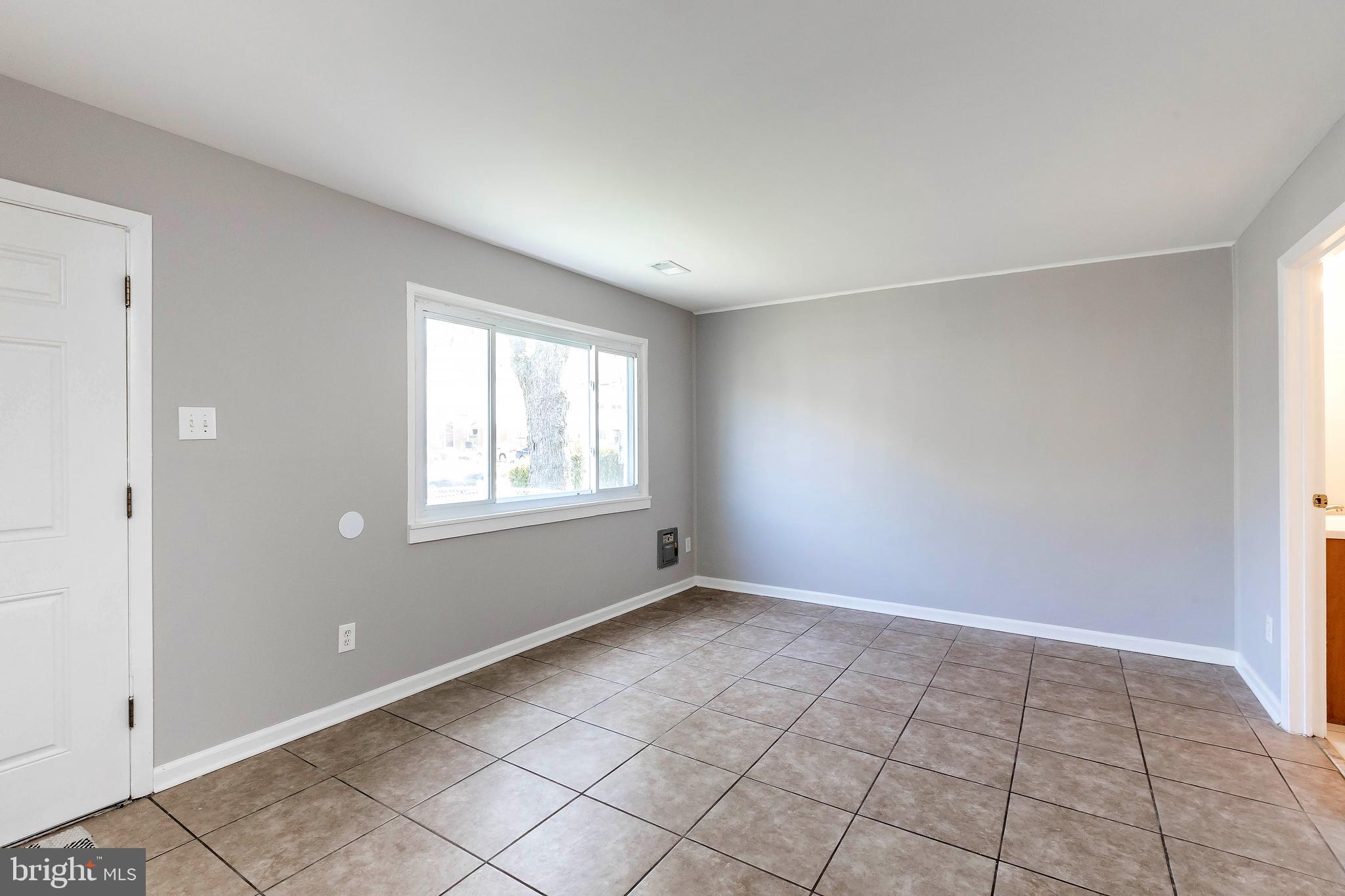 KENT VILLAGE - Residential