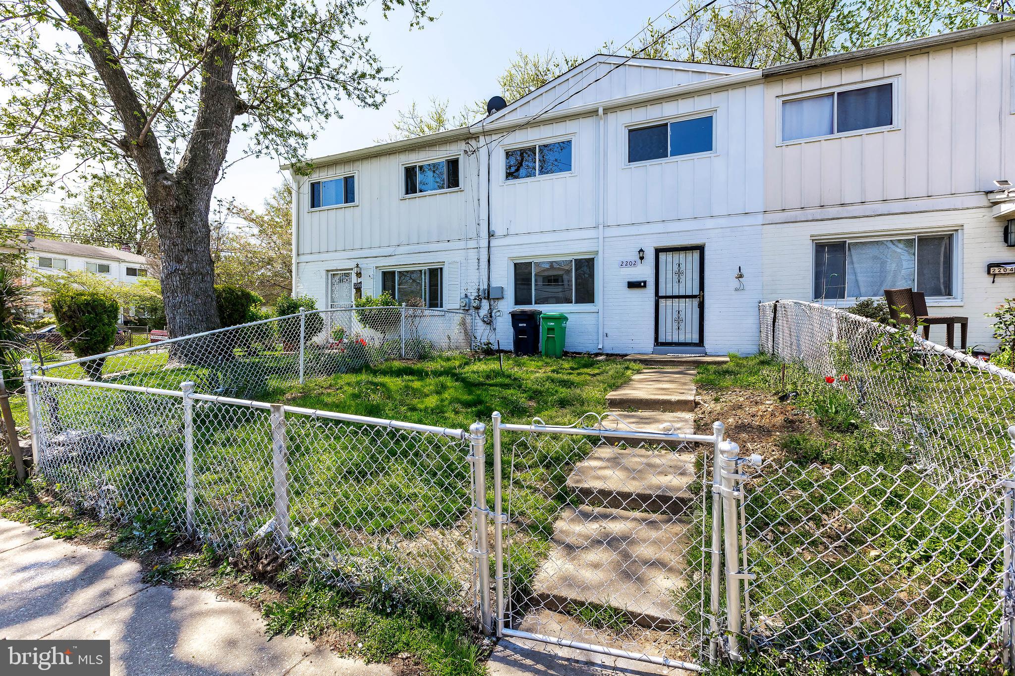 KENT VILLAGE - Residential