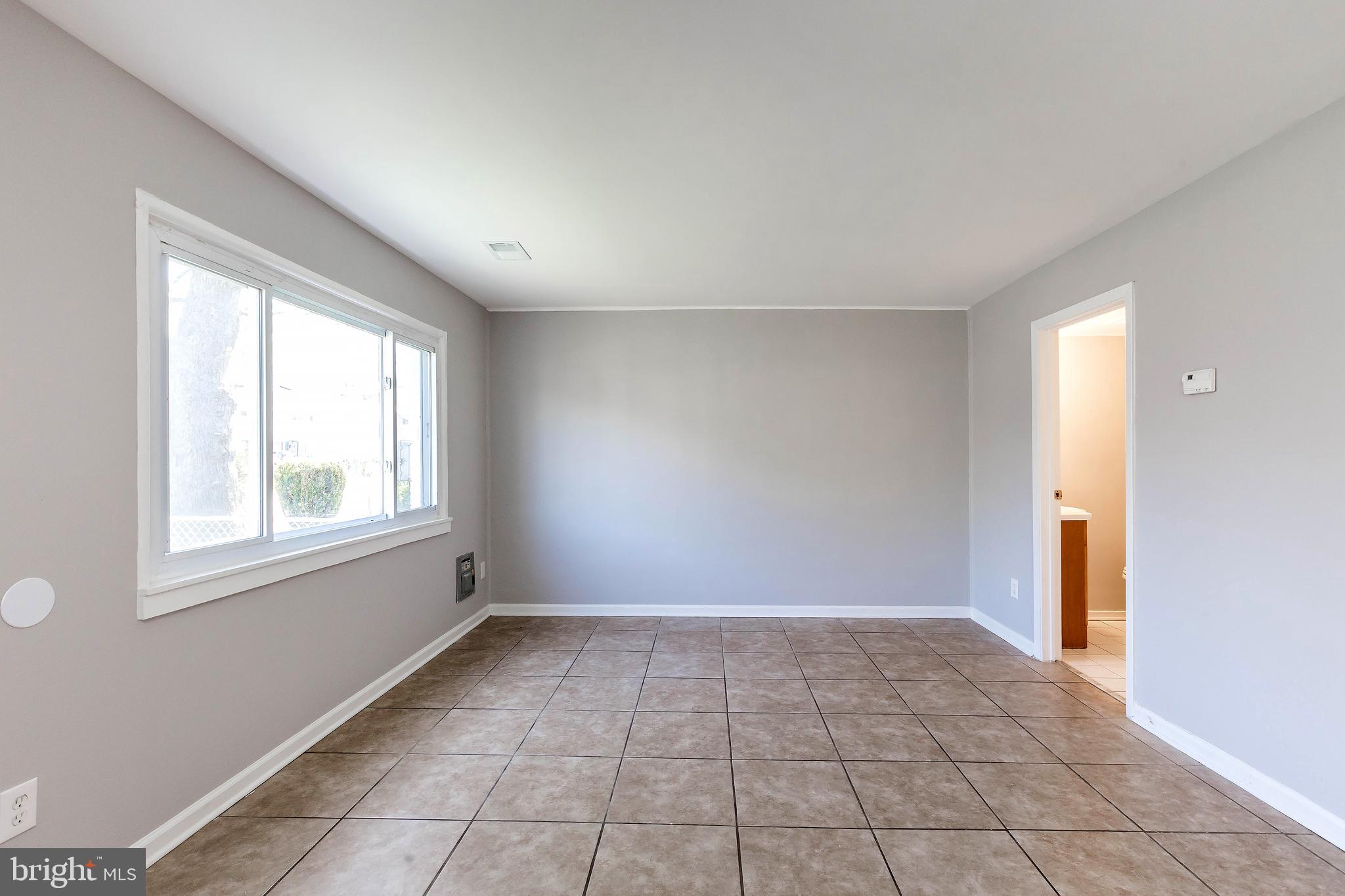 KENT VILLAGE - Residential