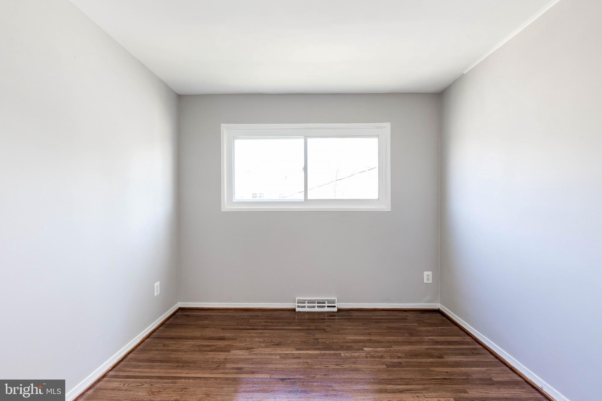 KENT VILLAGE - Residential