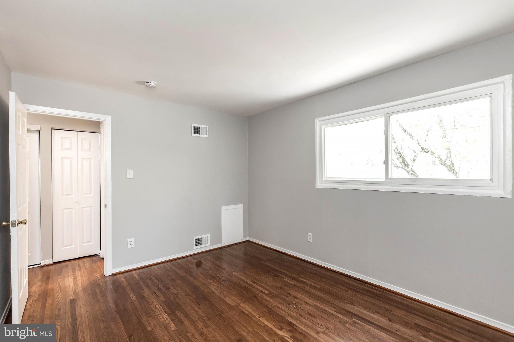 KENT VILLAGE - Residential