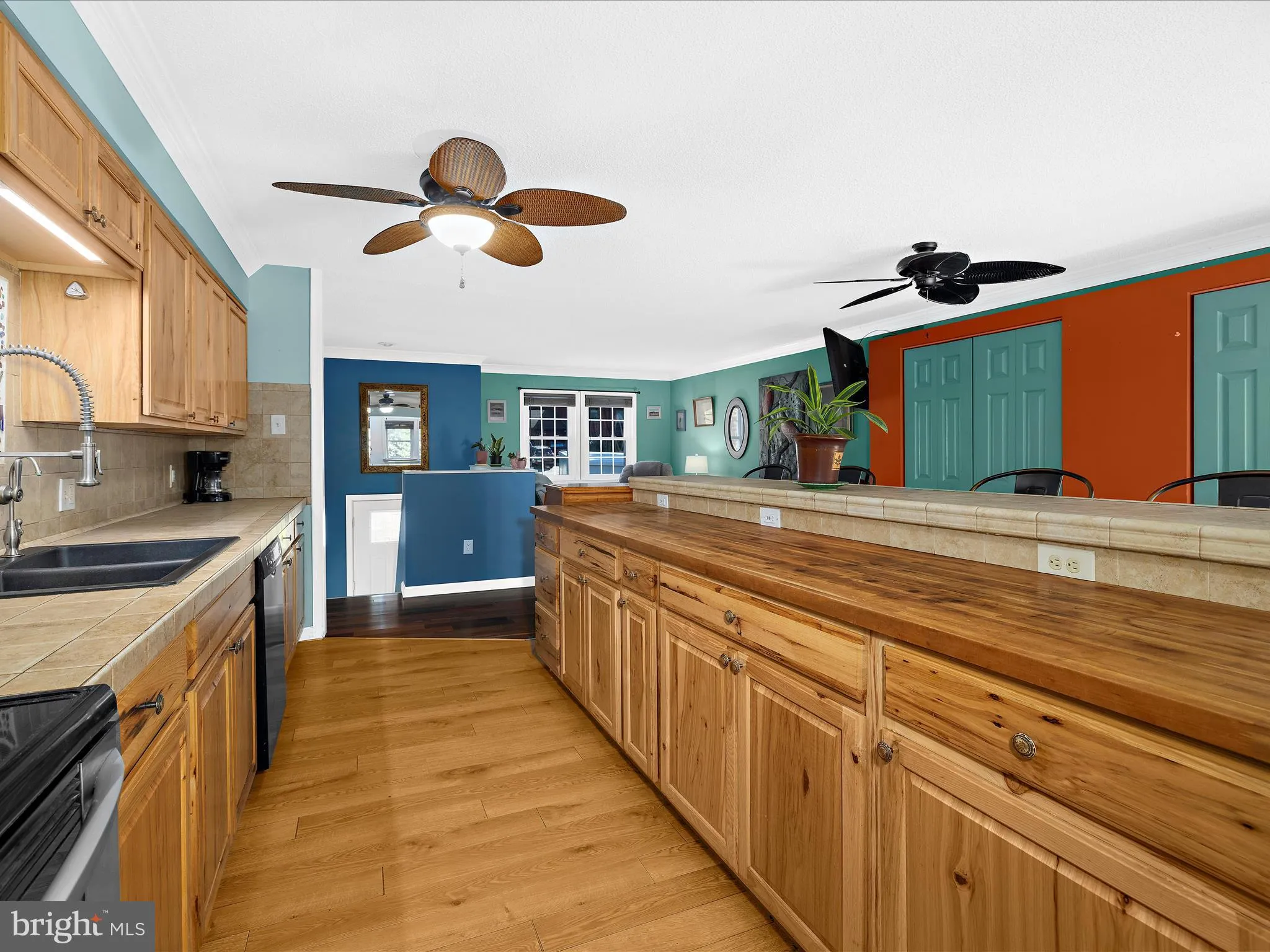 Pasadena, Maryland 21122, United States, 3 Bedrooms Bedrooms, ,2 BathroomsBathrooms,Residential,Active,190621