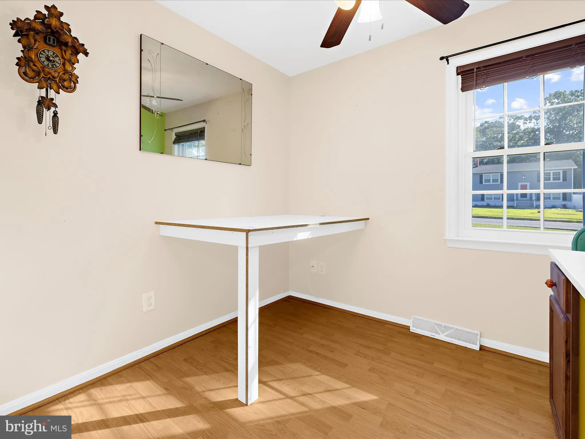 Pasadena, Maryland 21122, United States, 3 Bedrooms Bedrooms, ,2 BathroomsBathrooms,Residential,Active,190621