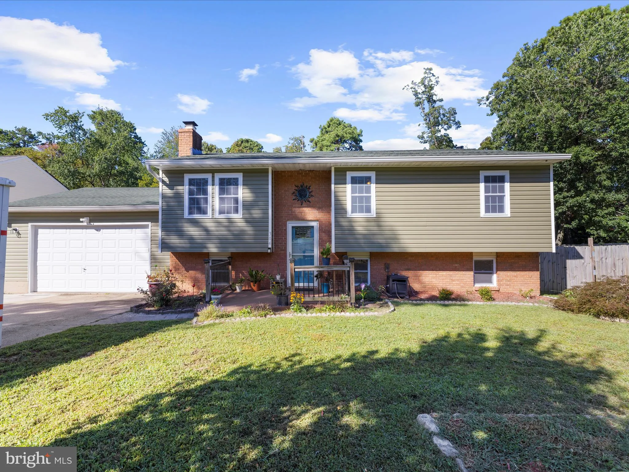 Pasadena, Maryland 21122, United States, 3 Bedrooms Bedrooms, ,2 BathroomsBathrooms,Residential,Active,190621