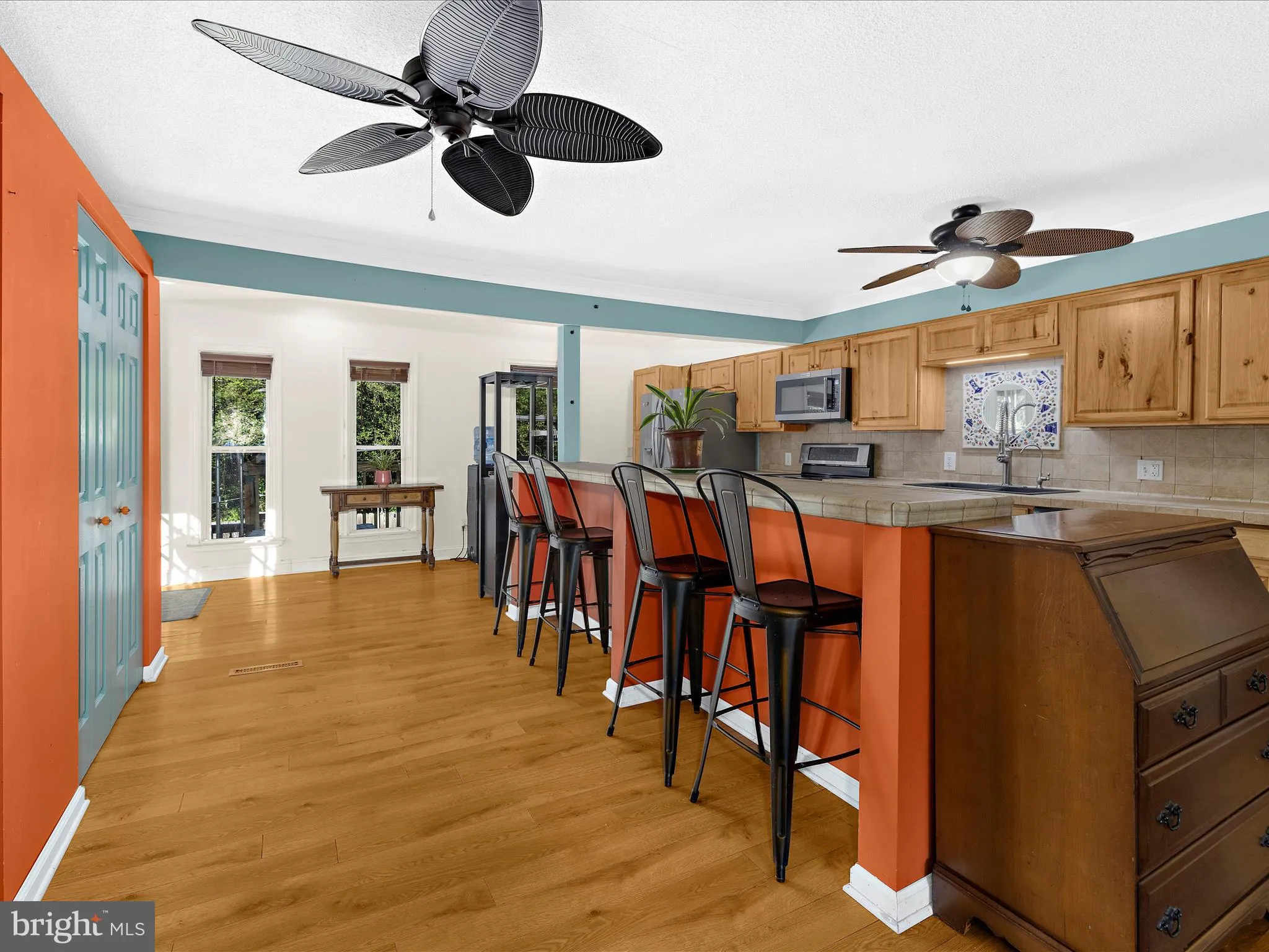 Pasadena, Maryland 21122, United States, 3 Bedrooms Bedrooms, ,2 BathroomsBathrooms,Residential,Active,190621