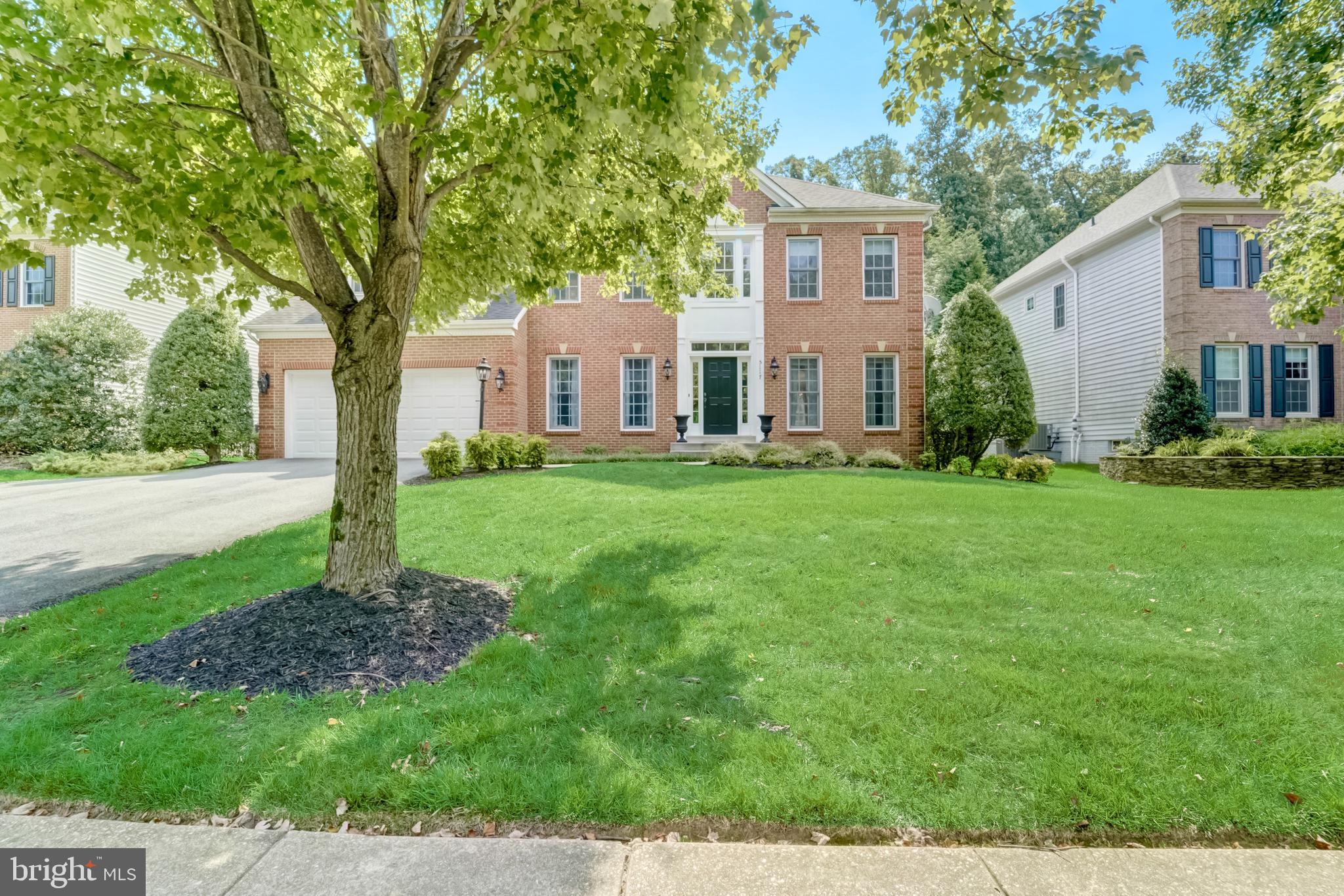 CRESTWOOD - Residential