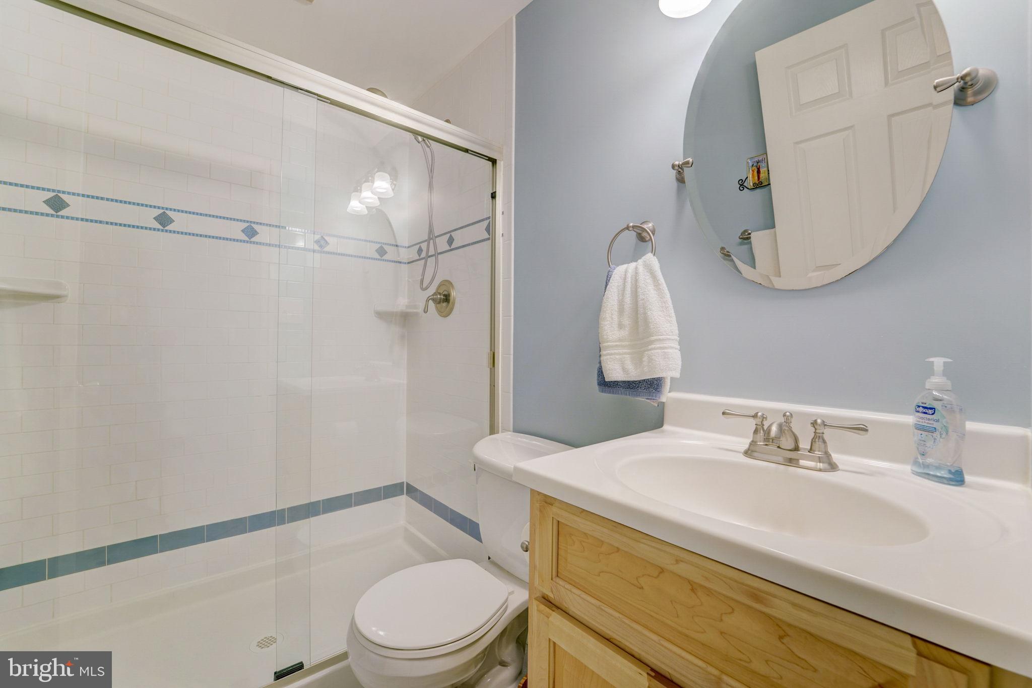 CRESTWOOD - Residential