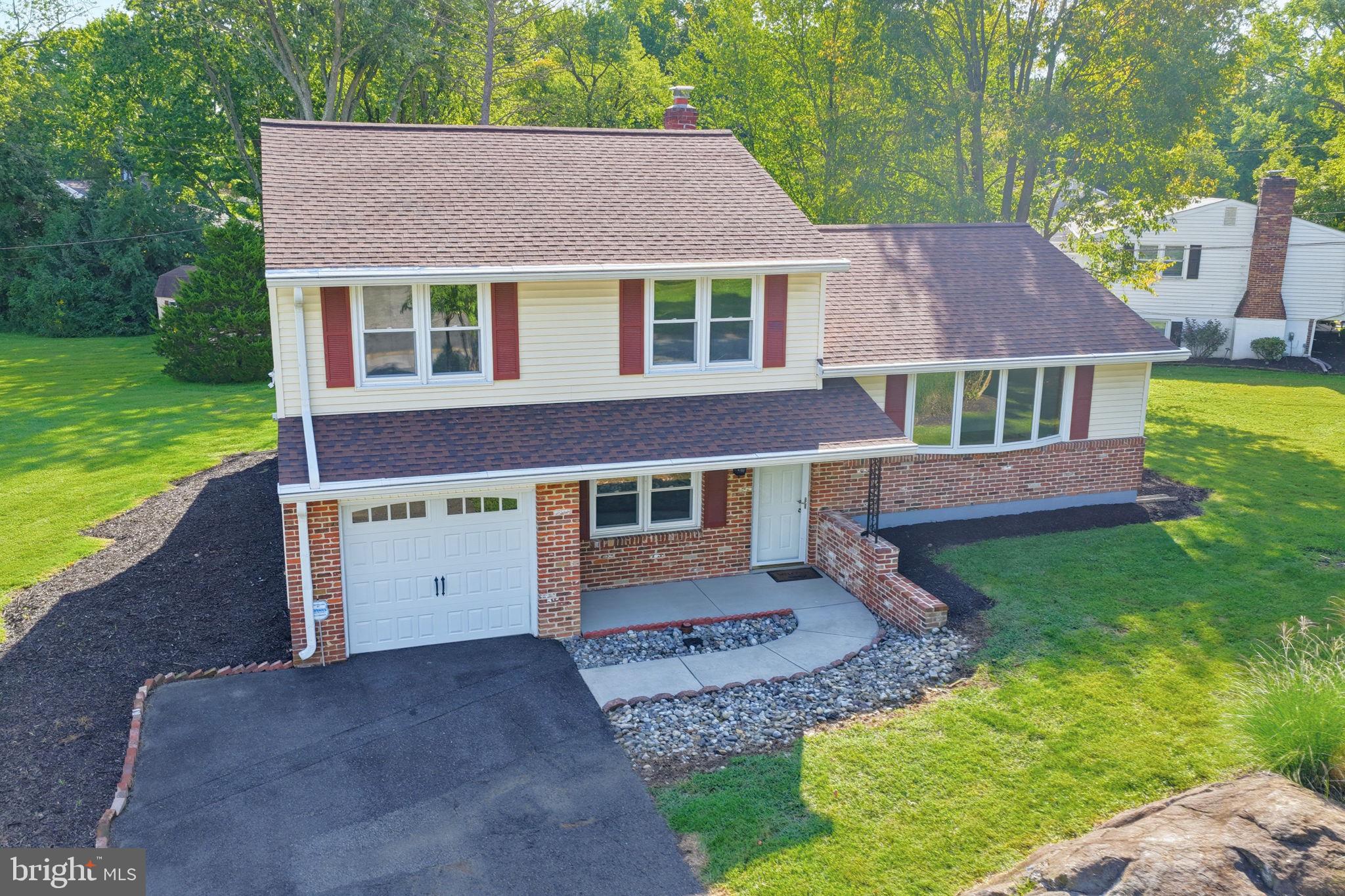 2313 GRAYWOOD ROAD
