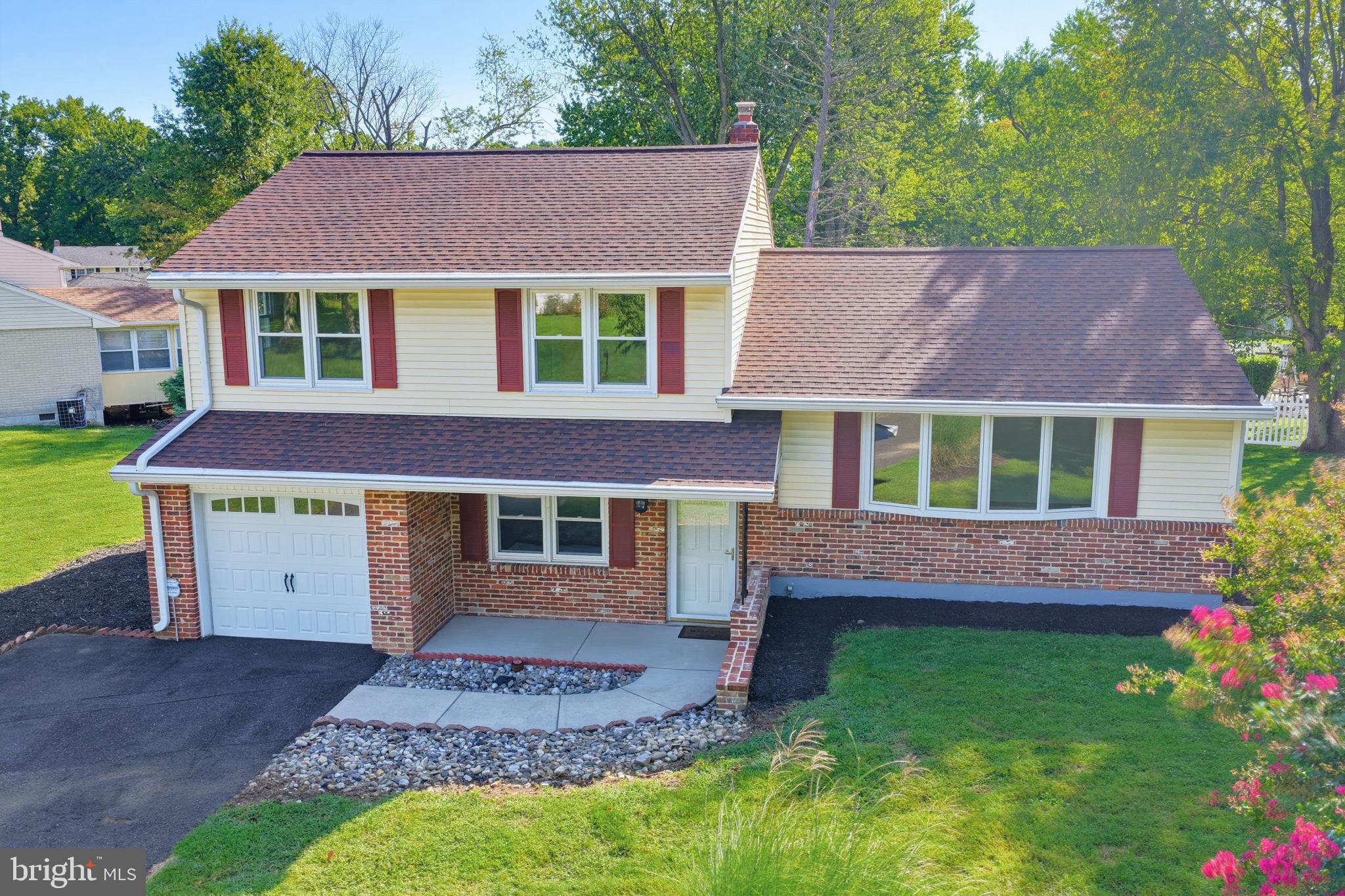 2313 GRAYWOOD ROAD