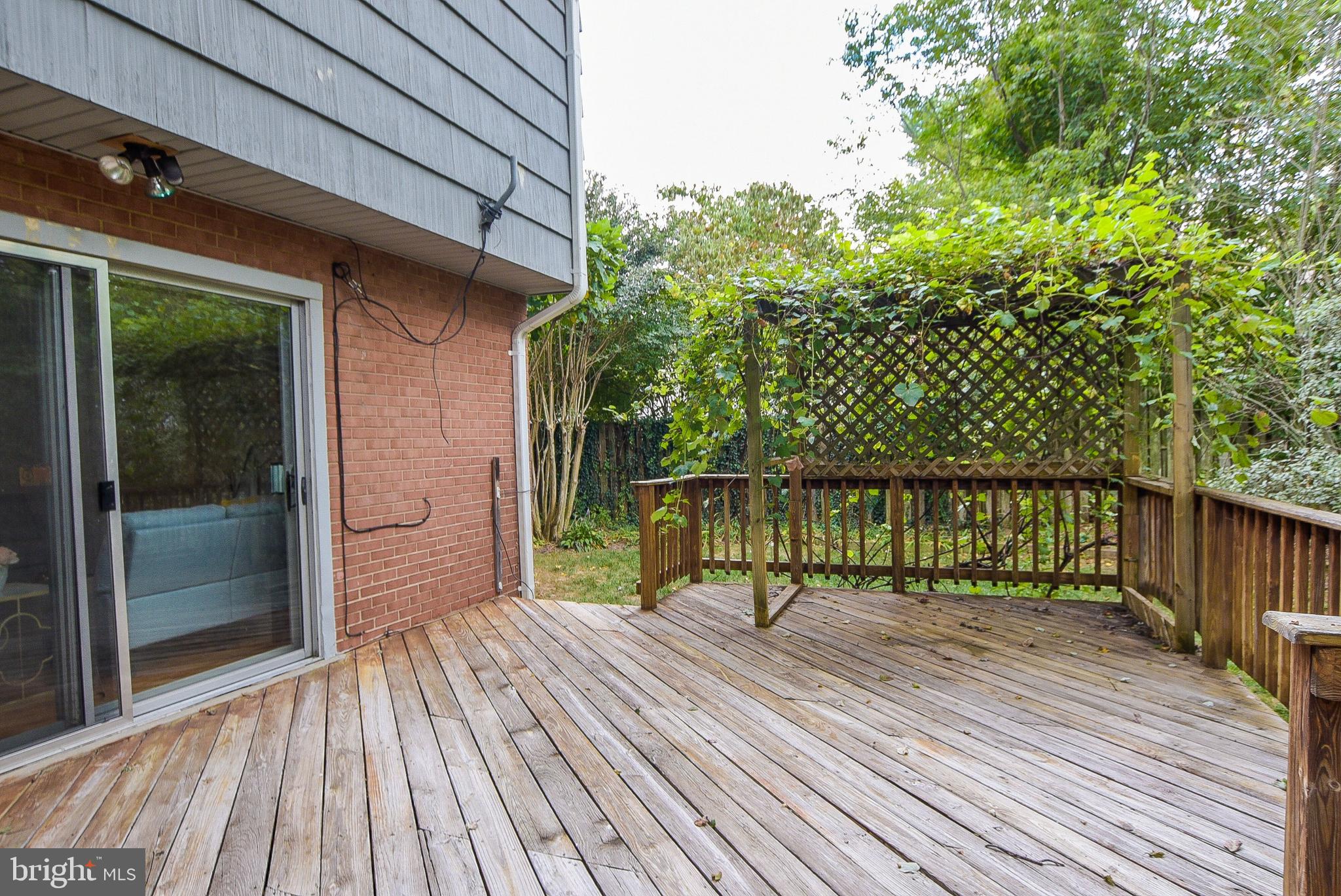 WHITEHALL MANOR - Residential