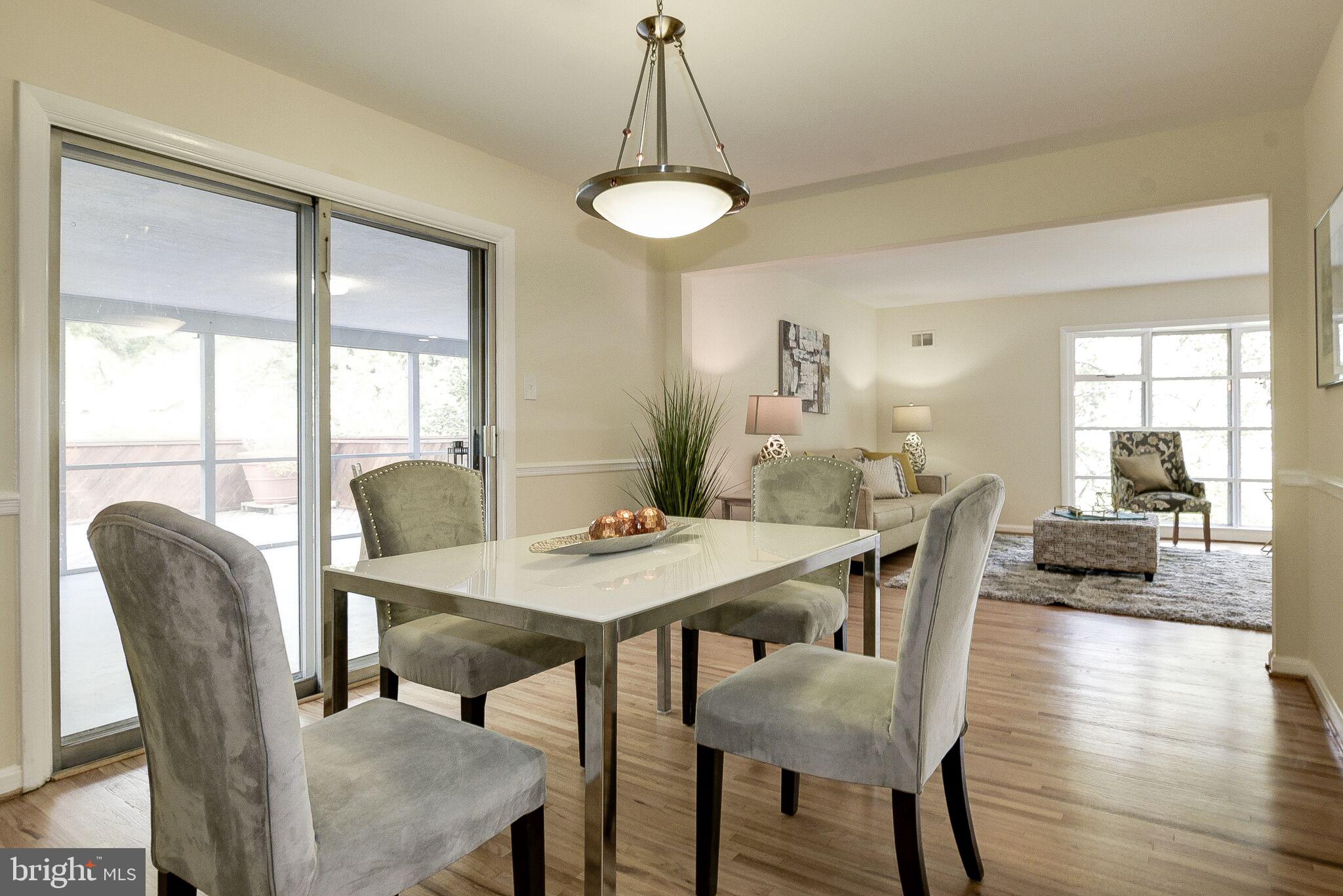 WHITEHALL MANOR - Residential