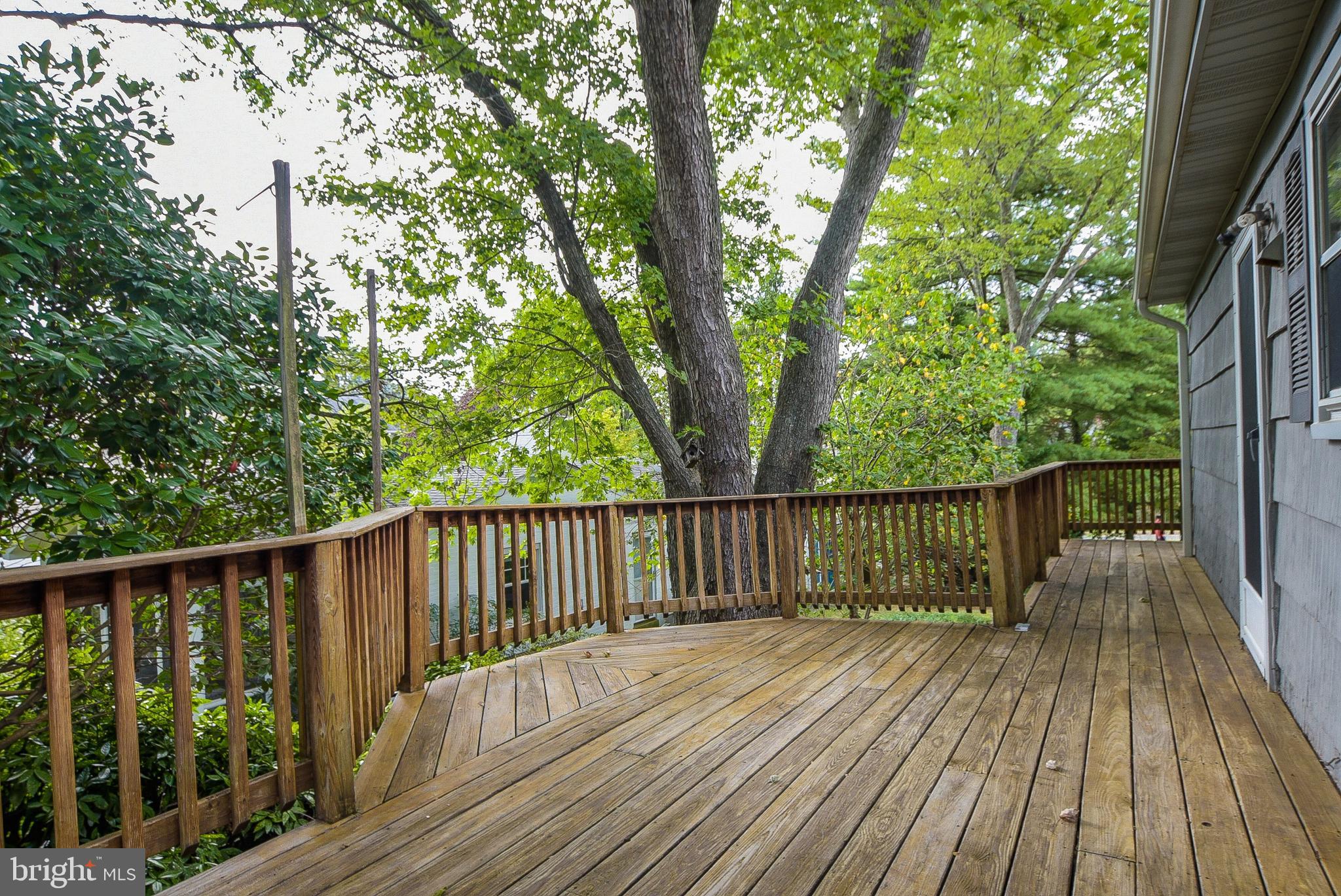 WHITEHALL MANOR - Residential