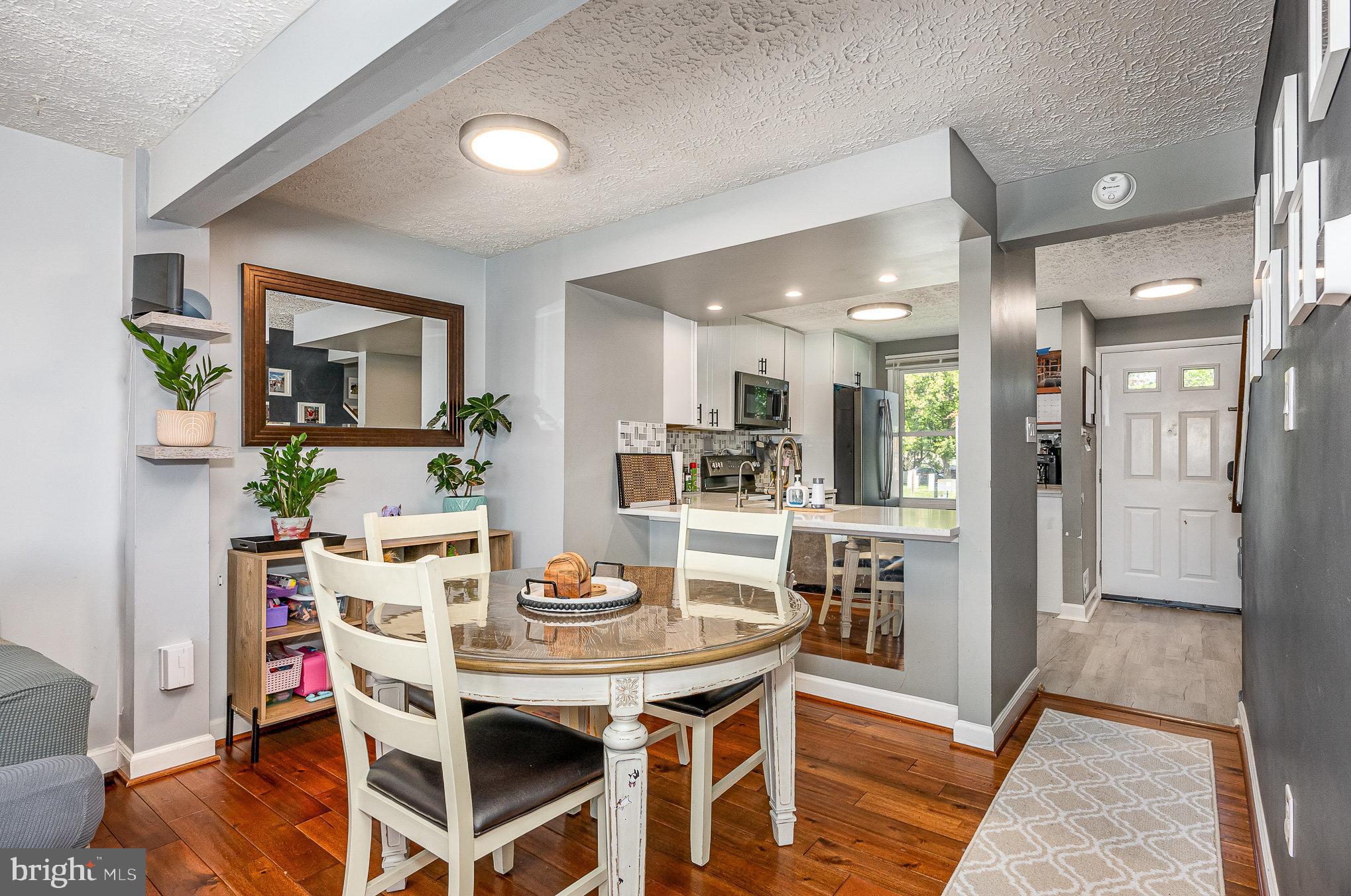 AMBER MEADOWS - Residential