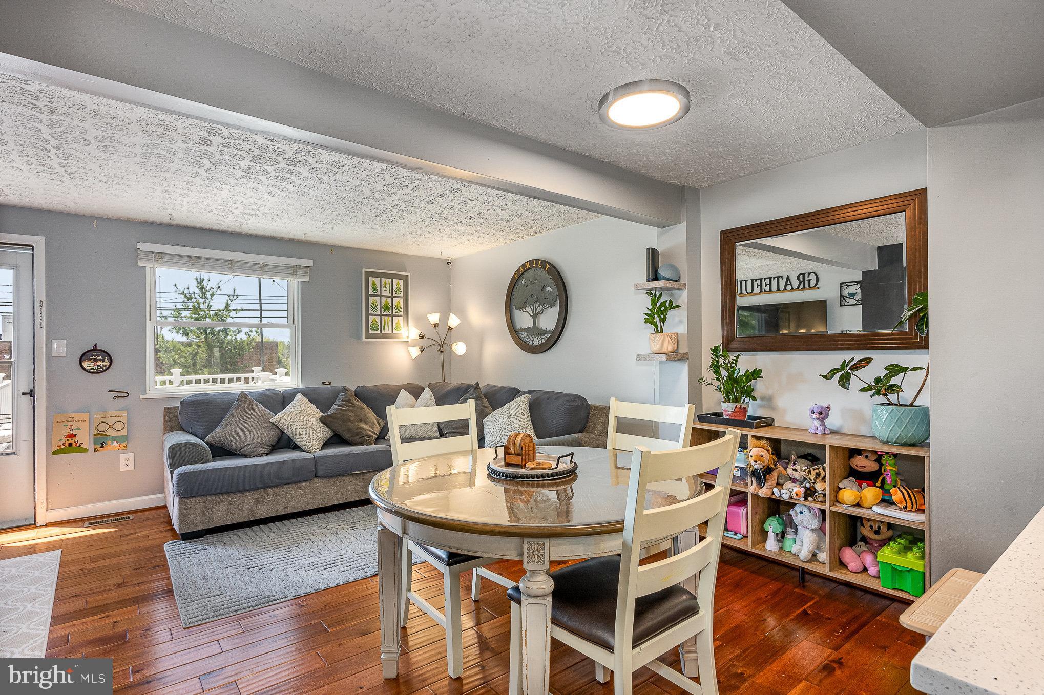 AMBER MEADOWS - Residential