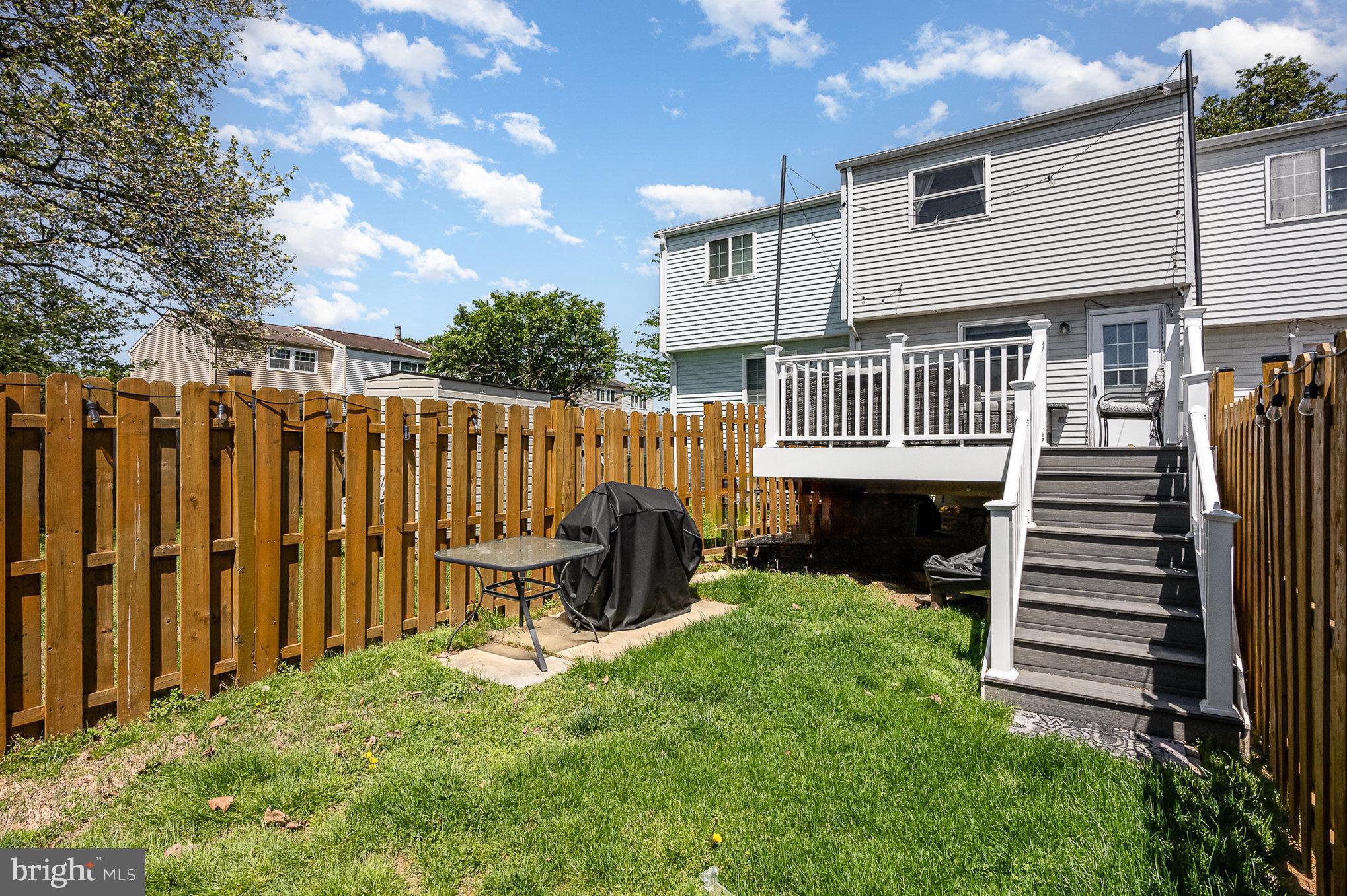 AMBER MEADOWS - Residential