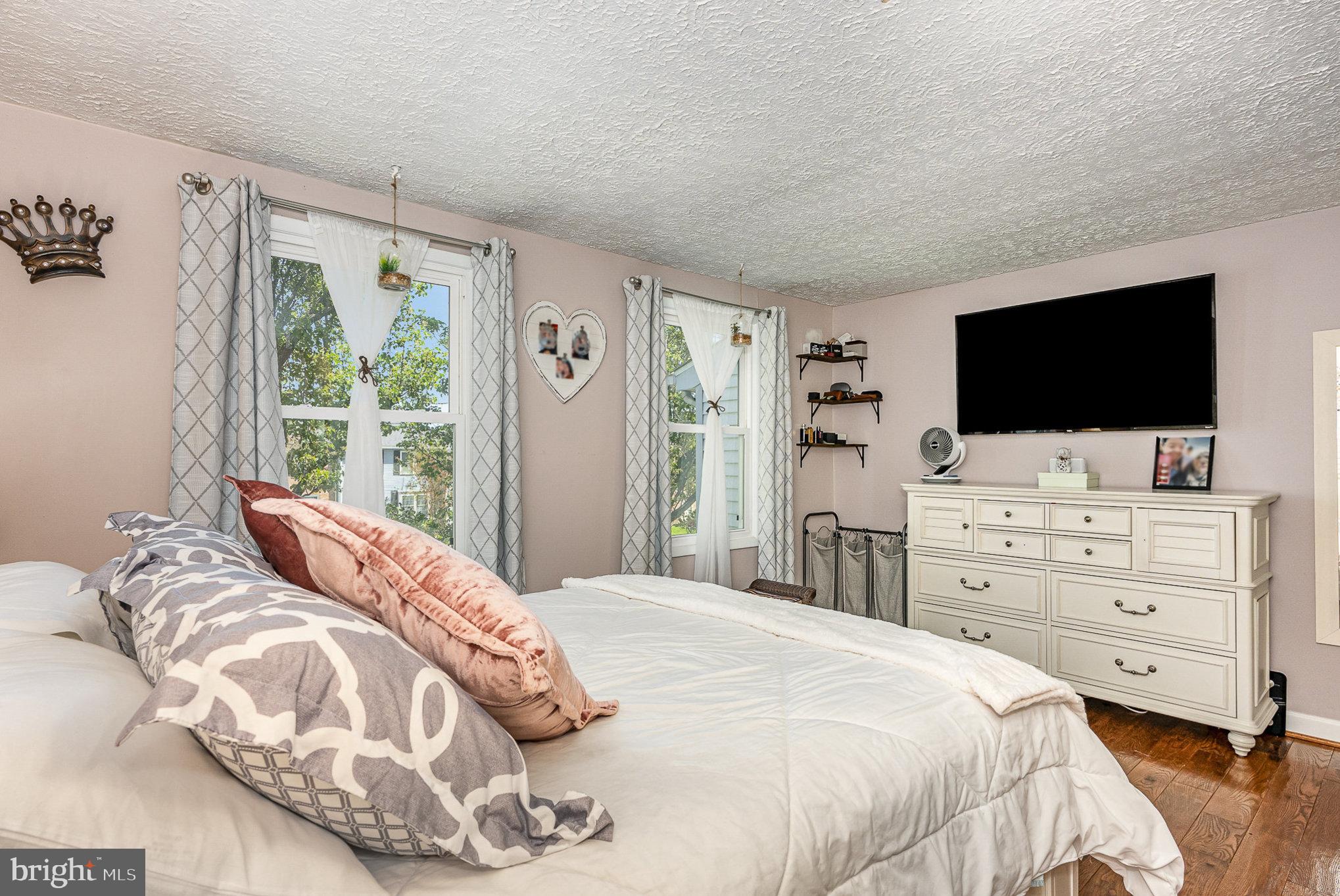 AMBER MEADOWS - Residential