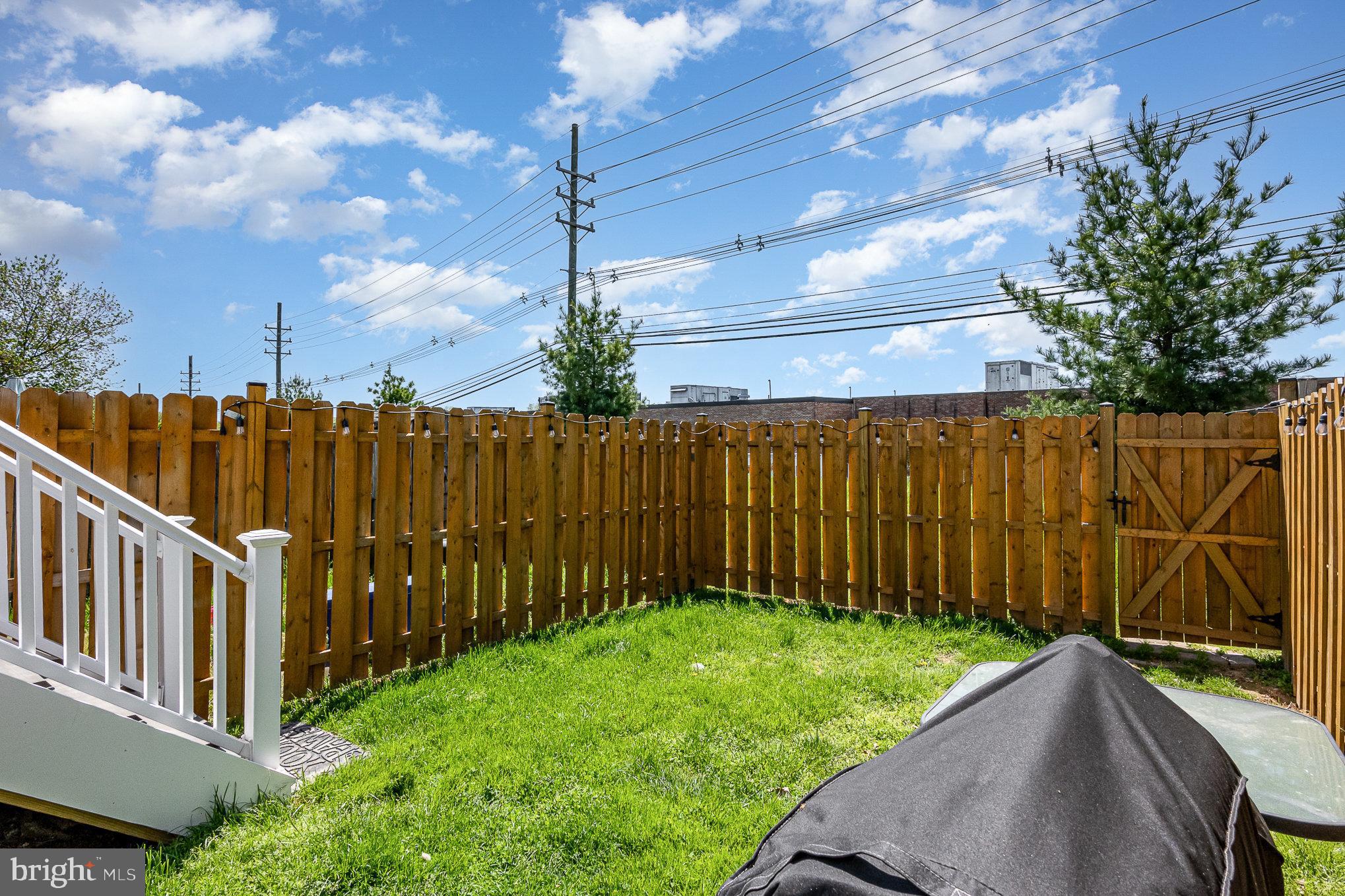 AMBER MEADOWS - Residential