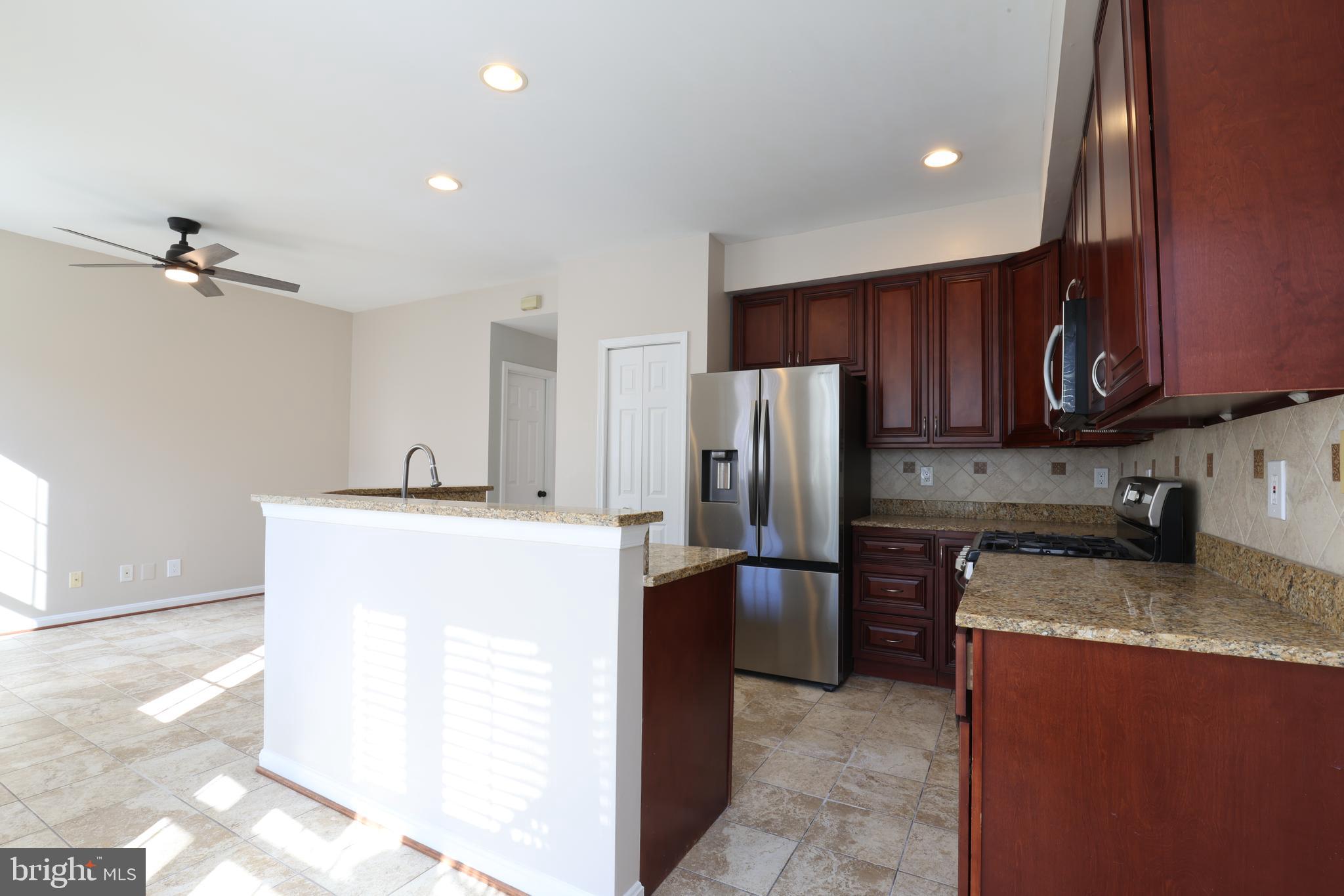 CASCADES - Residential Lease