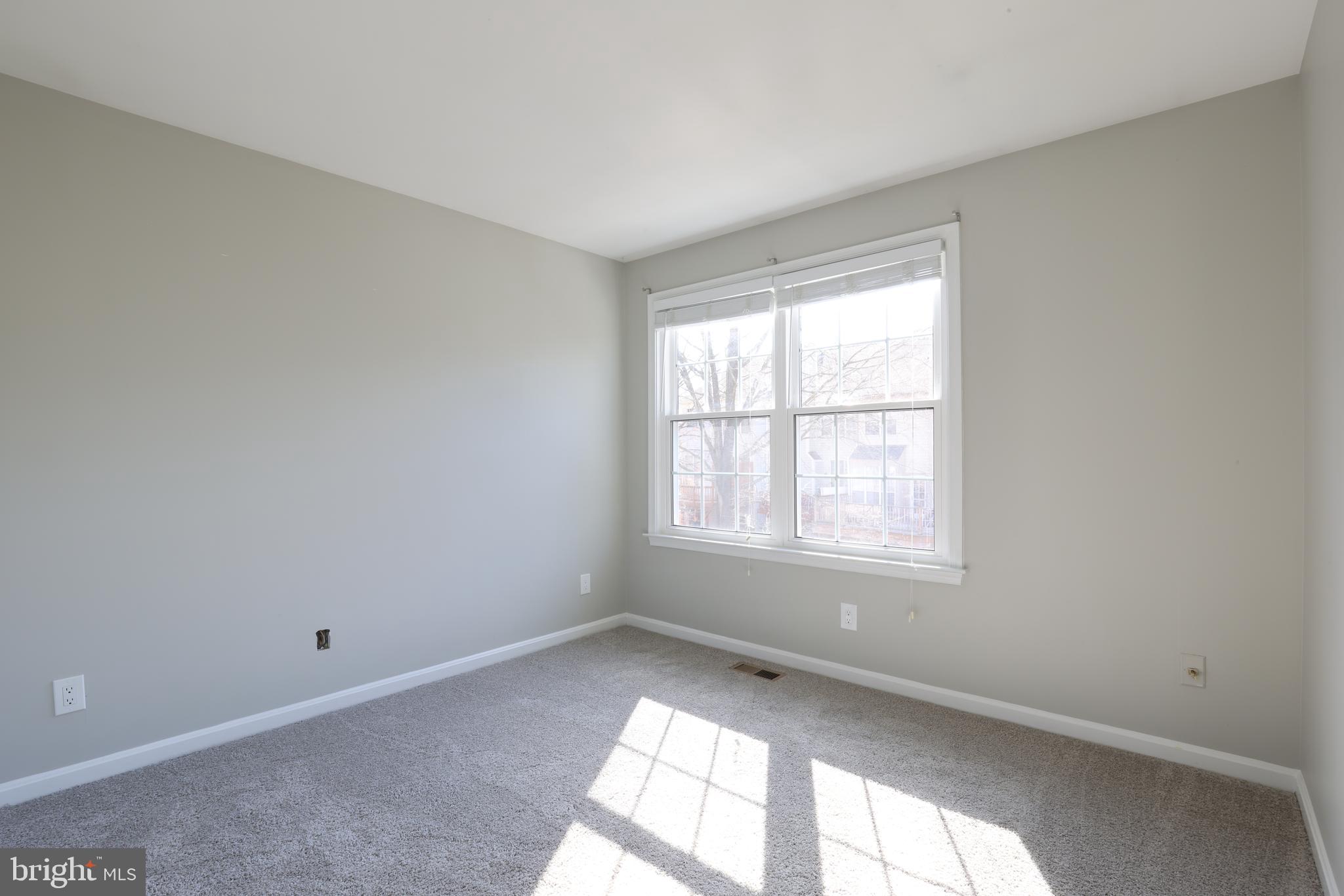 CASCADES - Residential Lease