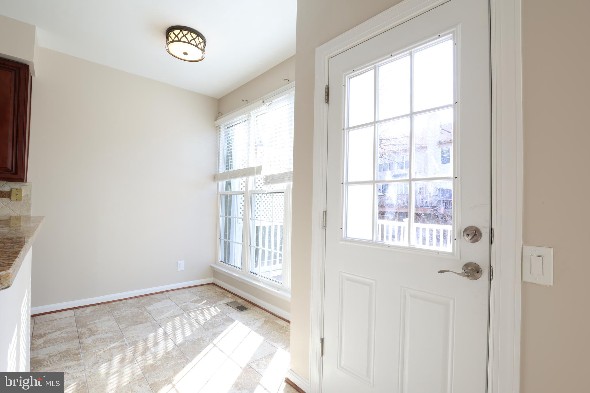 CASCADES - Residential Lease