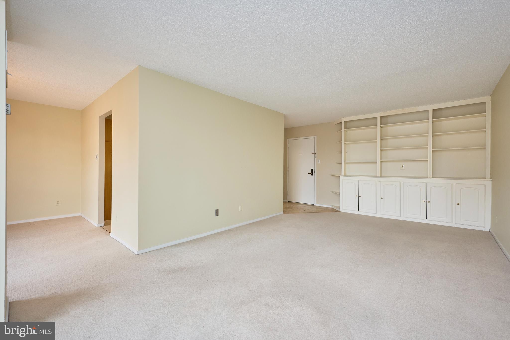 IDYLWOOD TOWERS CONDO - Residential