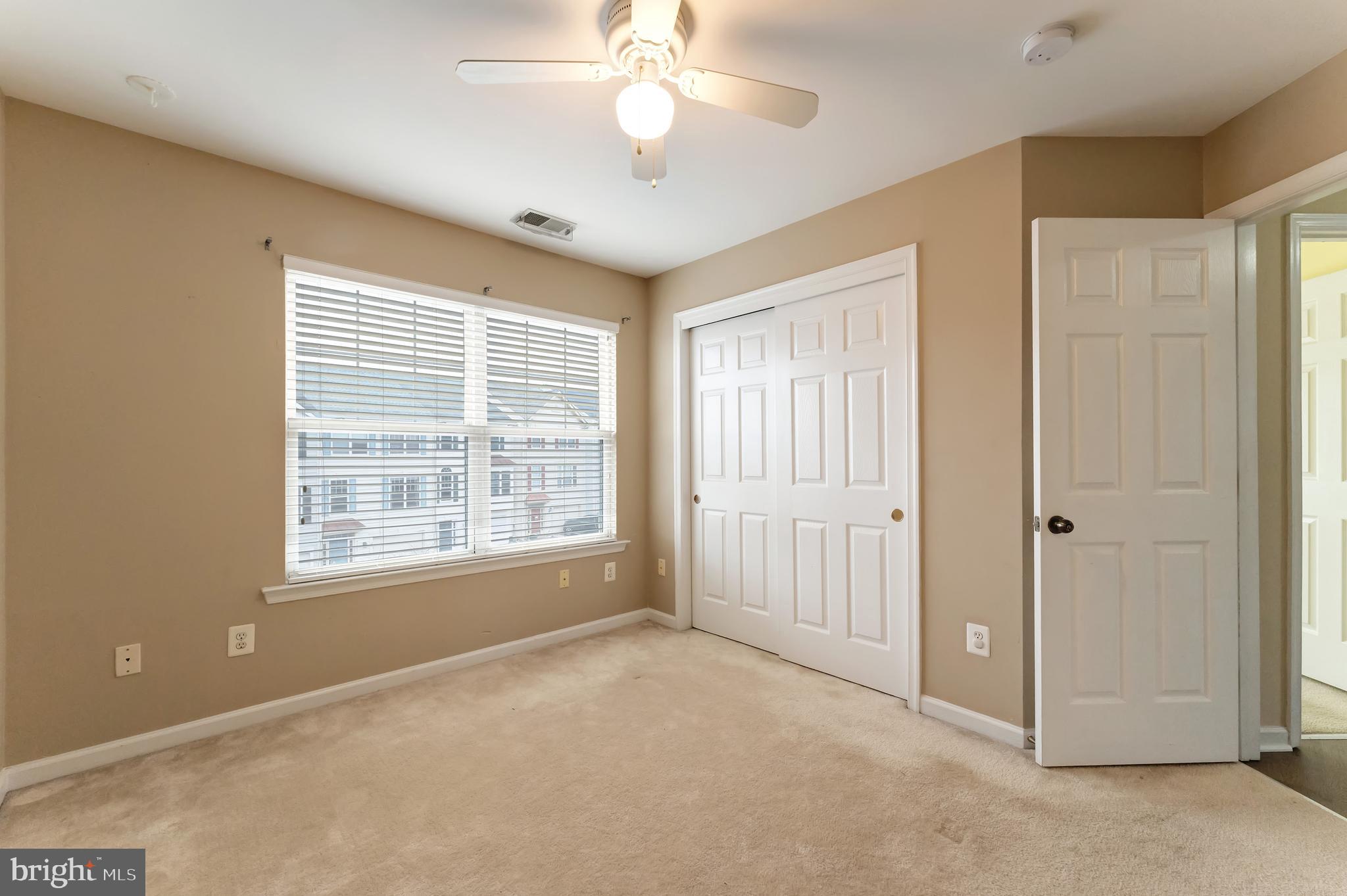 RIDGES AT ASHBURN - Residential Lease