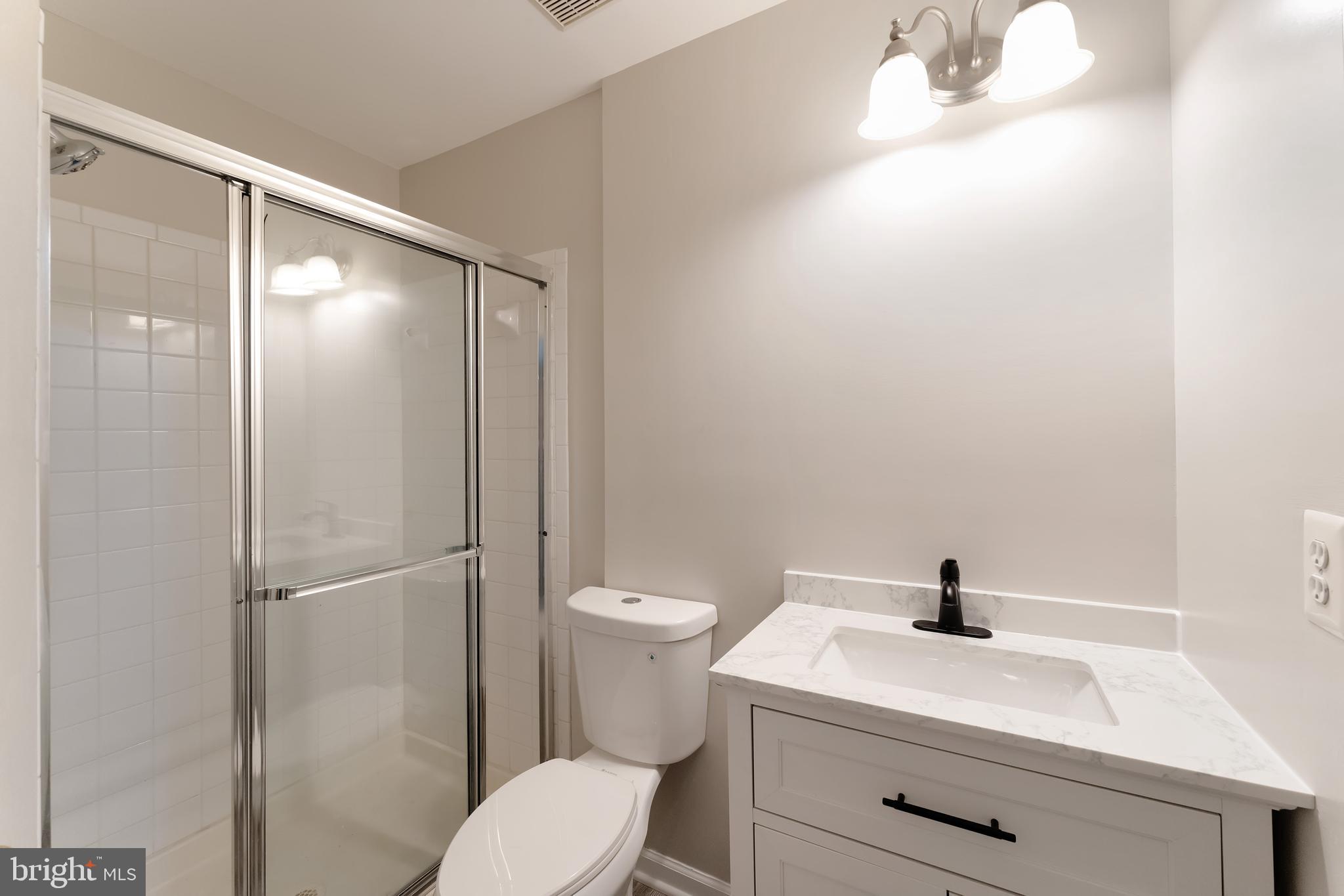 RIDGES AT ASHBURN - Residential Lease