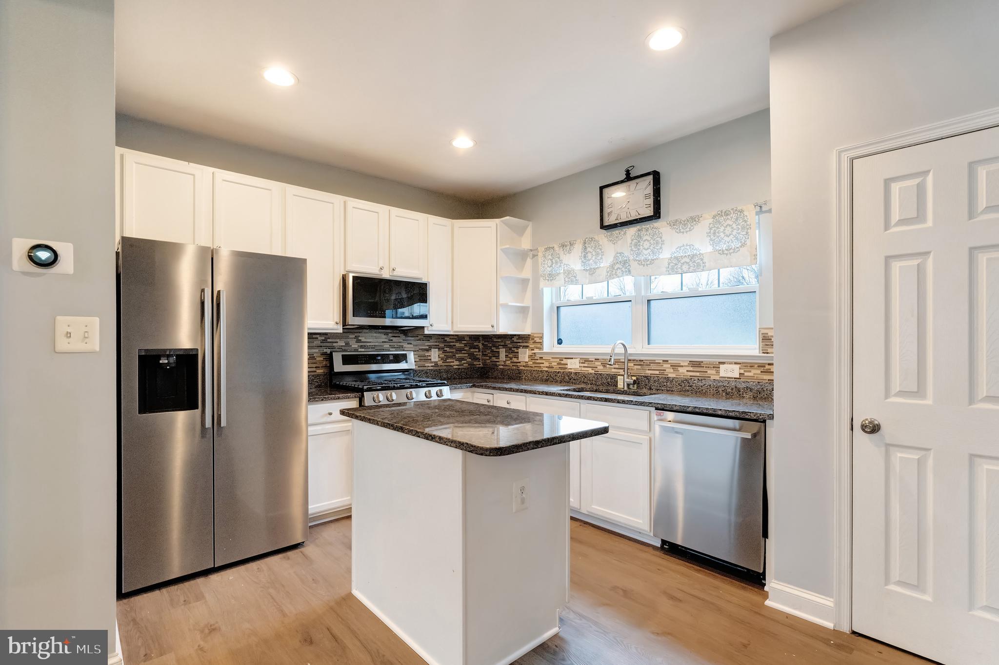 RIDGES AT ASHBURN - Residential Lease