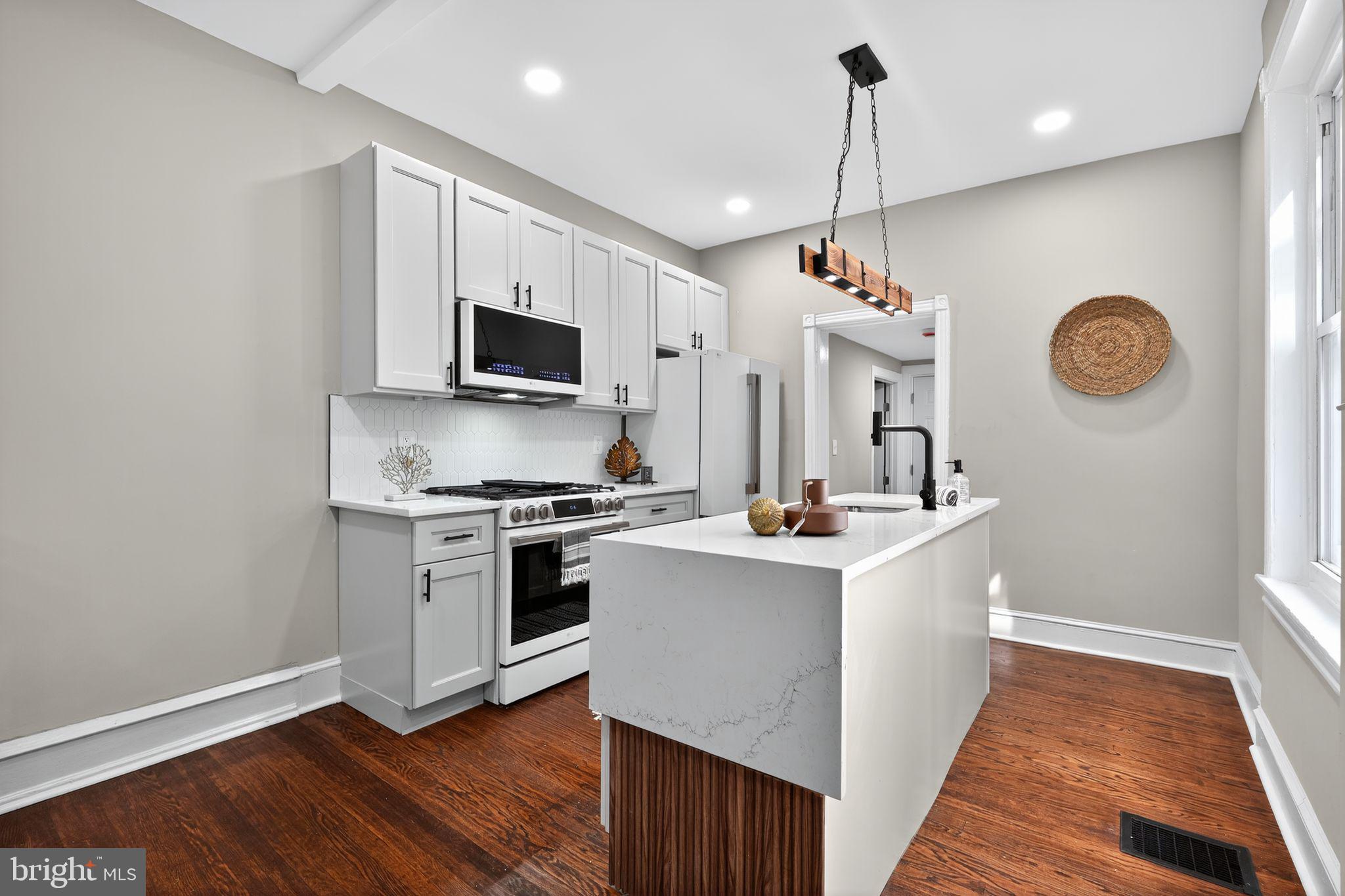 CEDAR PARK - Residential