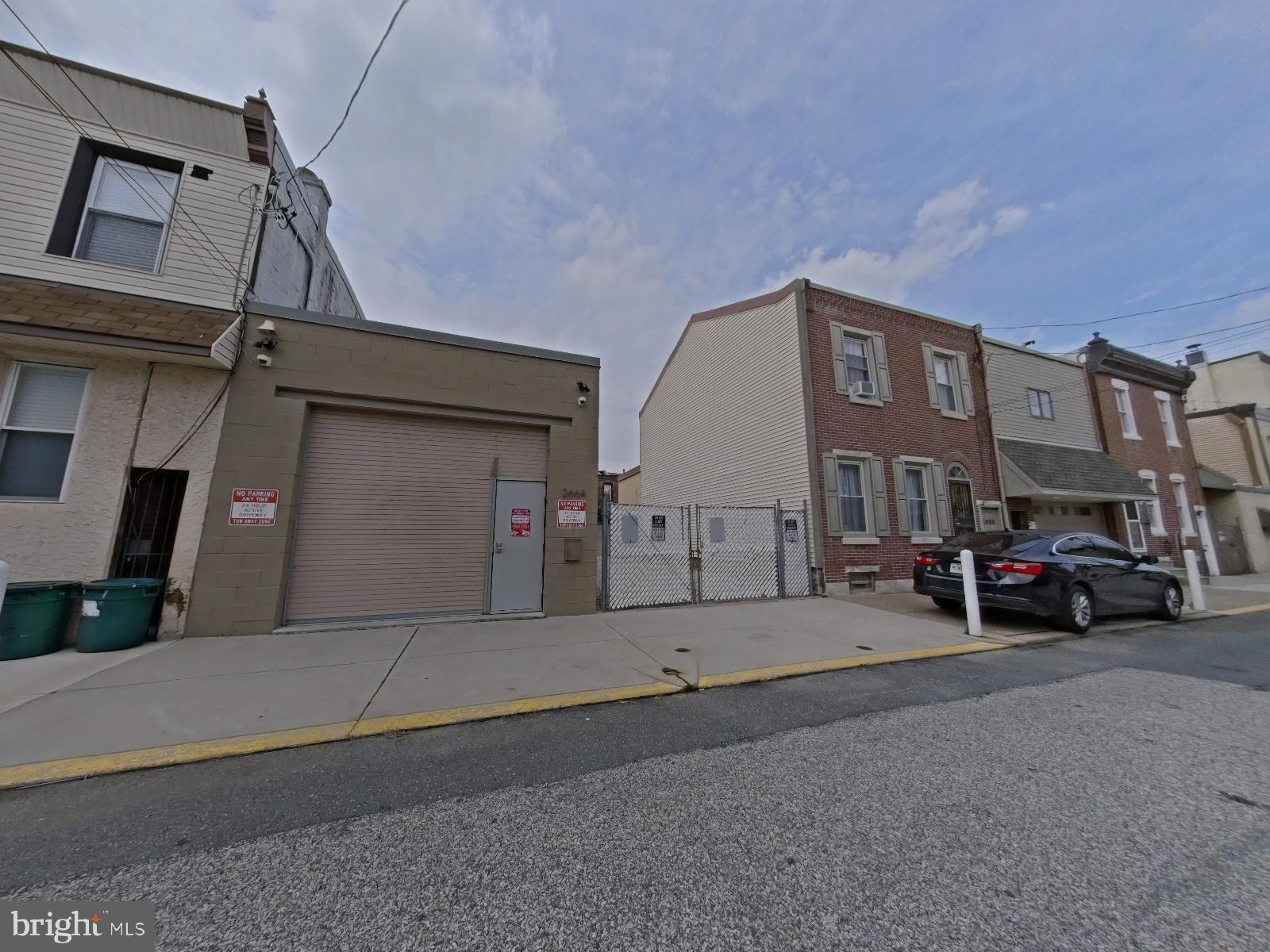 2666 MERCER STREET
