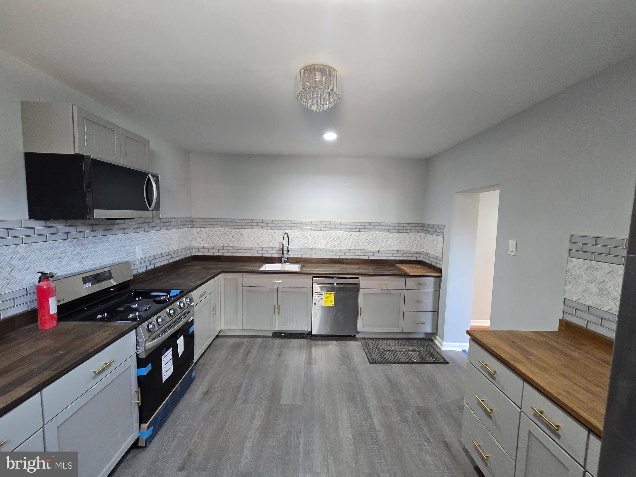 PHILADELPHIA (SOUTH) - Residential