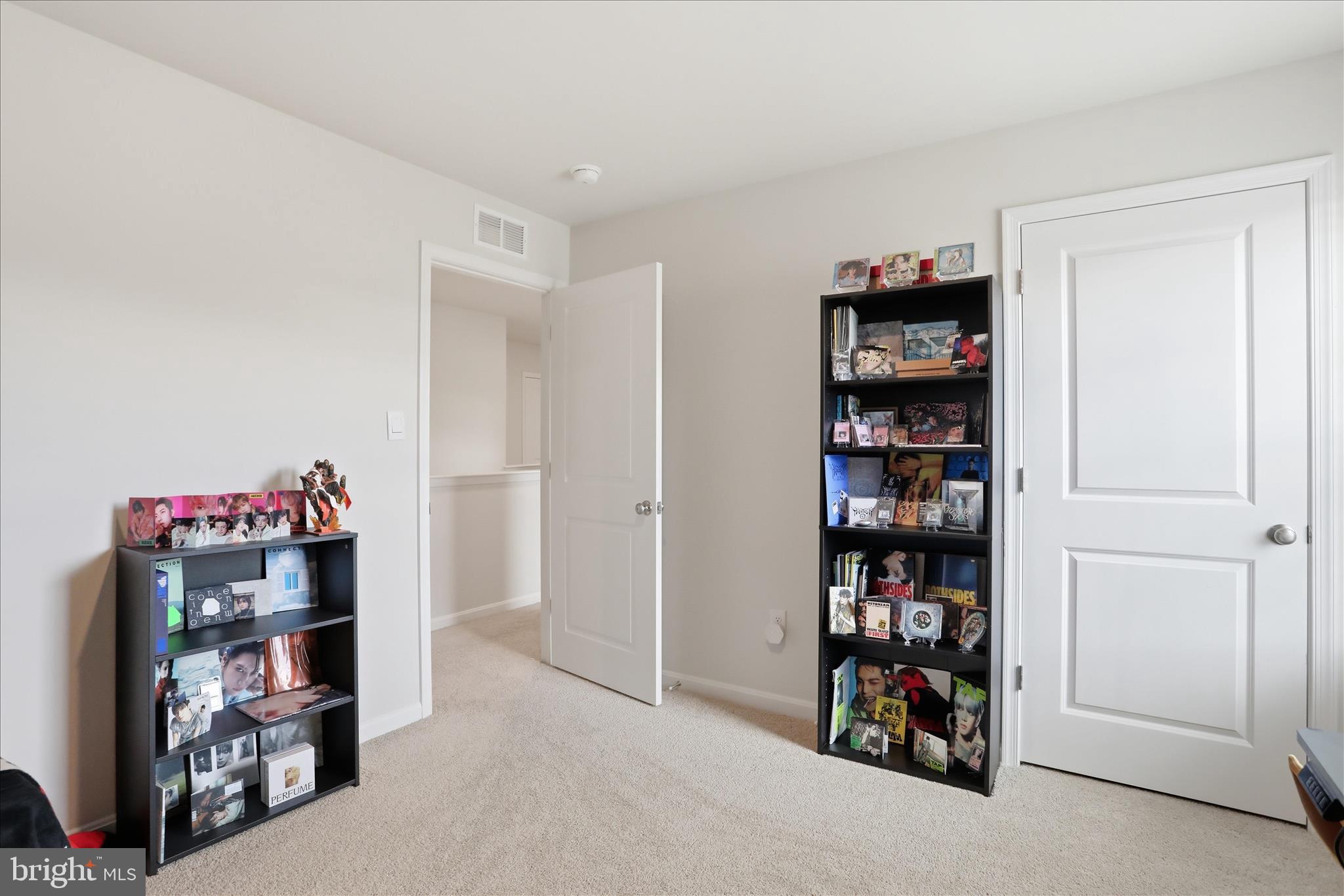 TOLLHOUSE WOODS - Residential