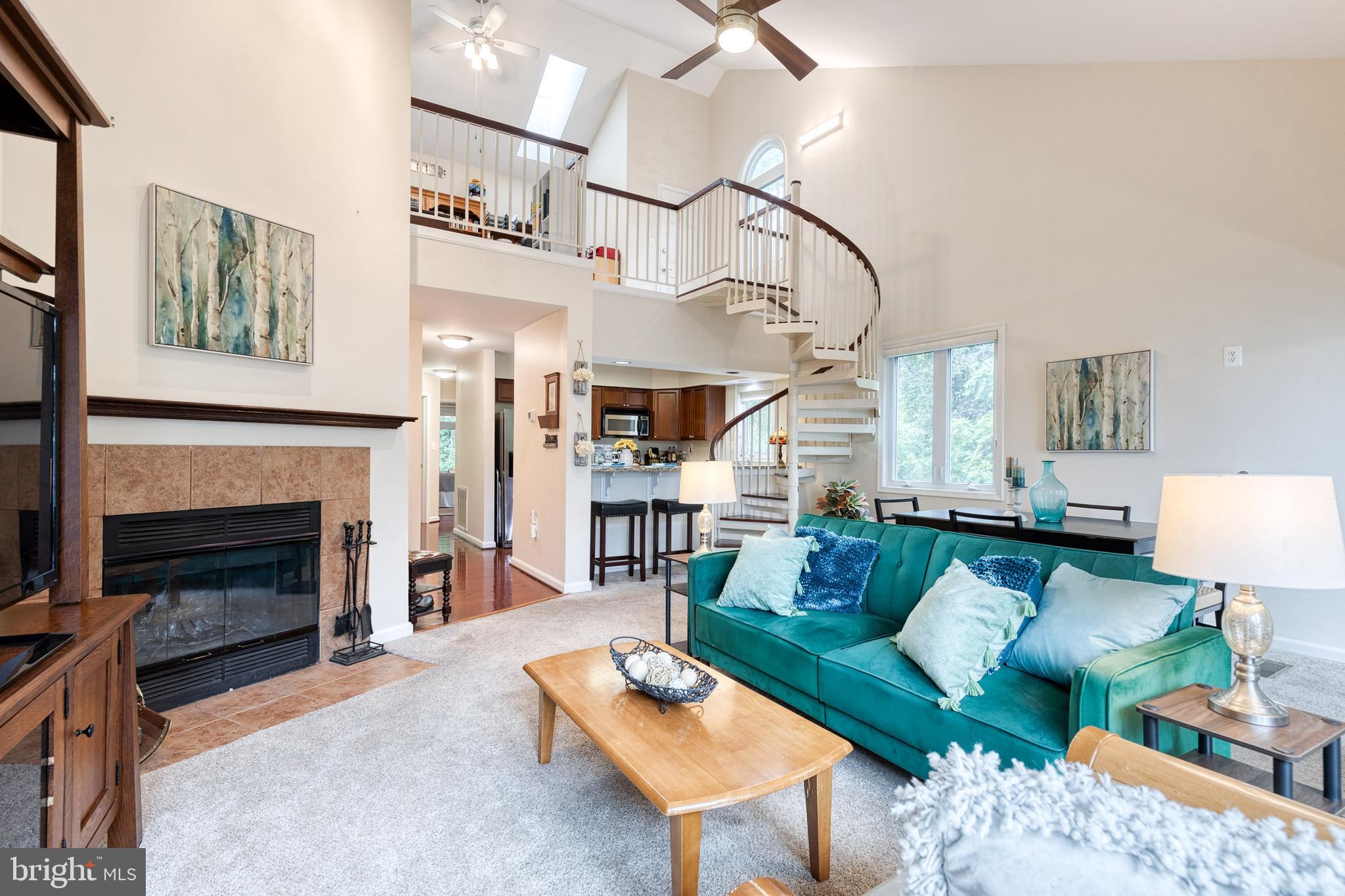 LAKE HERON CONDO - Residential