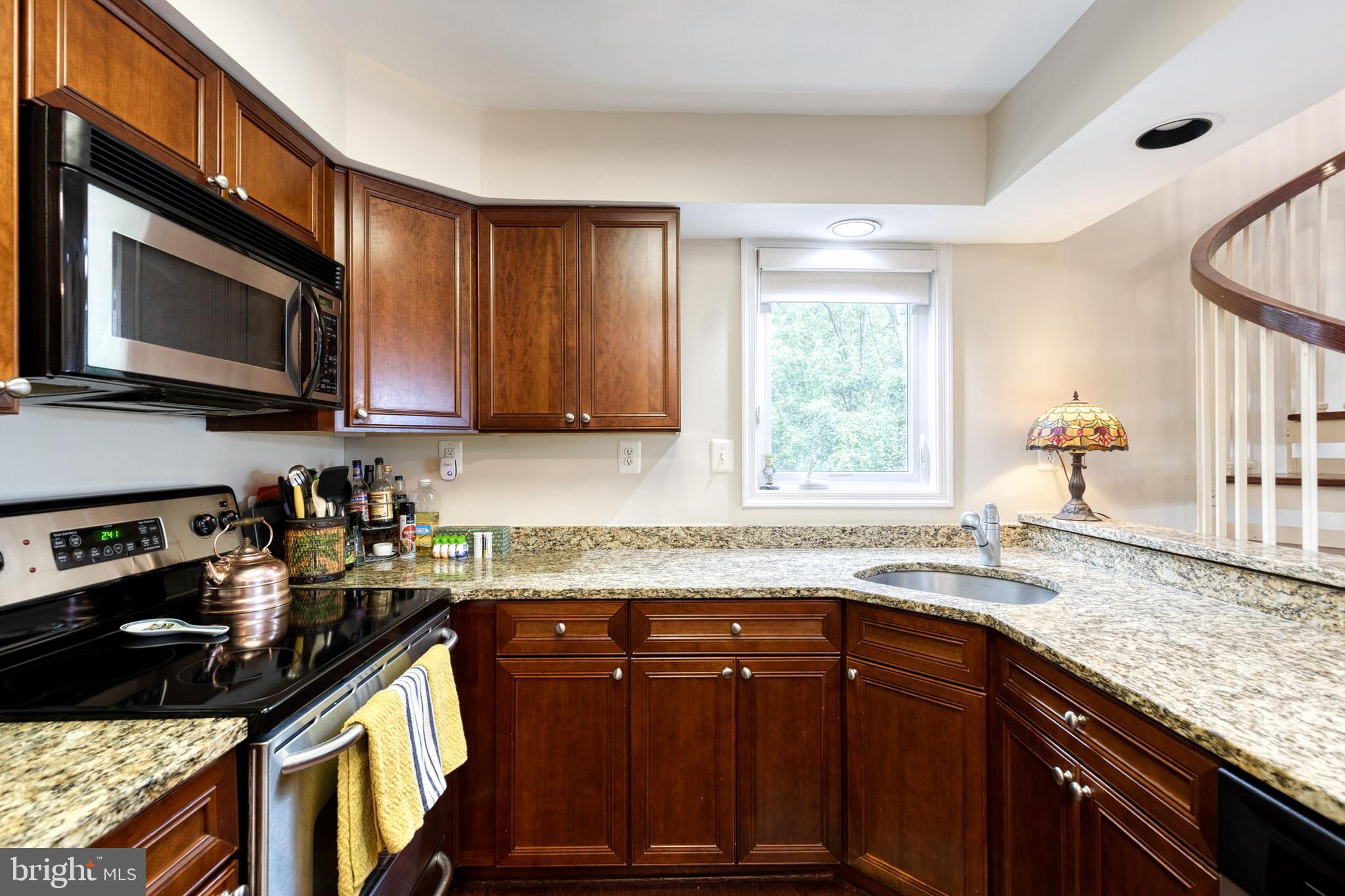 LAKE HERON CONDO - Residential