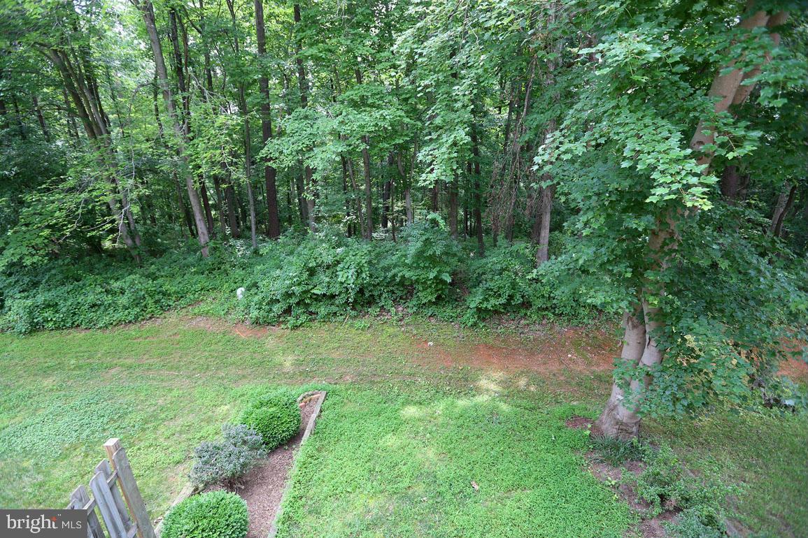 INVERNESS KNOLLS - Residential Lease