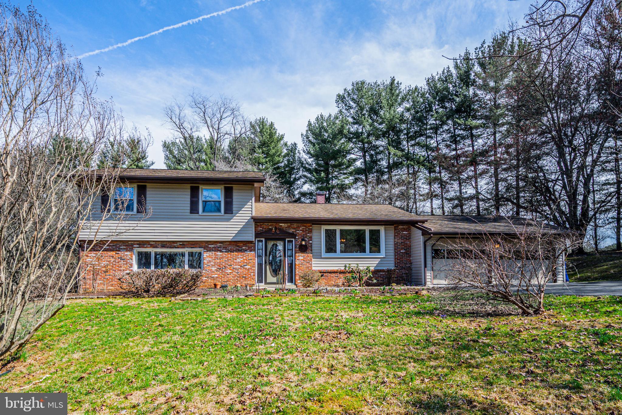 12402 HILL COURT
