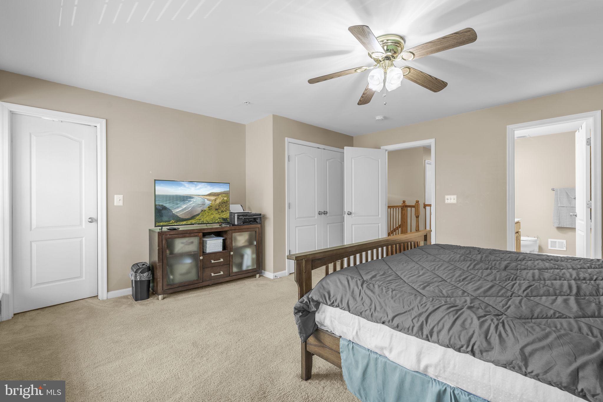 MARKET CENTER CONDOMINIUM - Residential