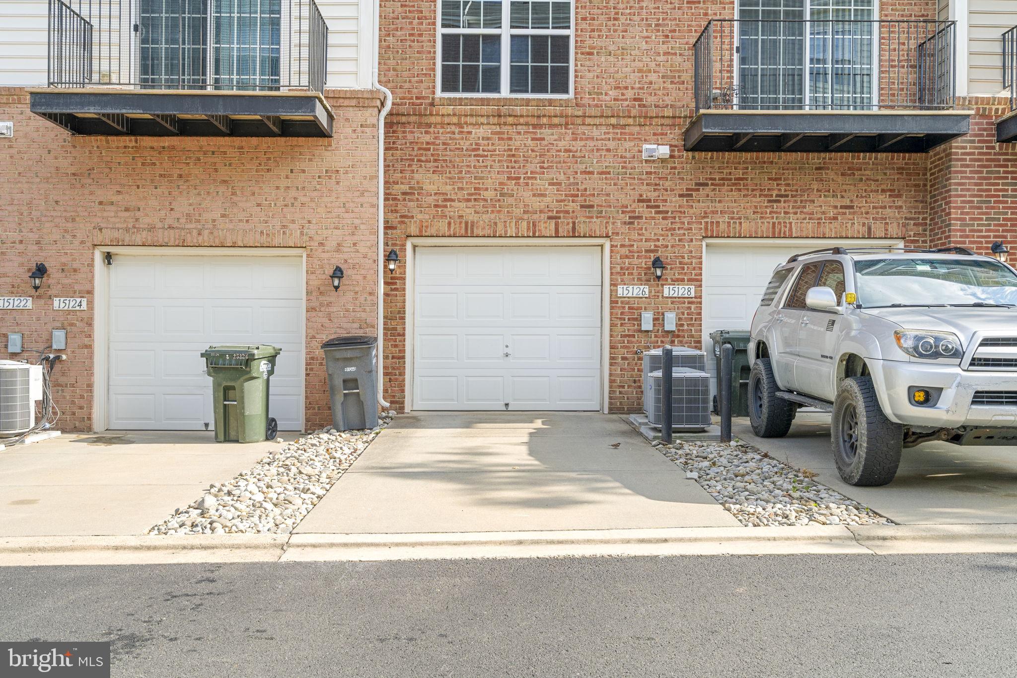 MARKET CENTER CONDOMINIUM - Residential