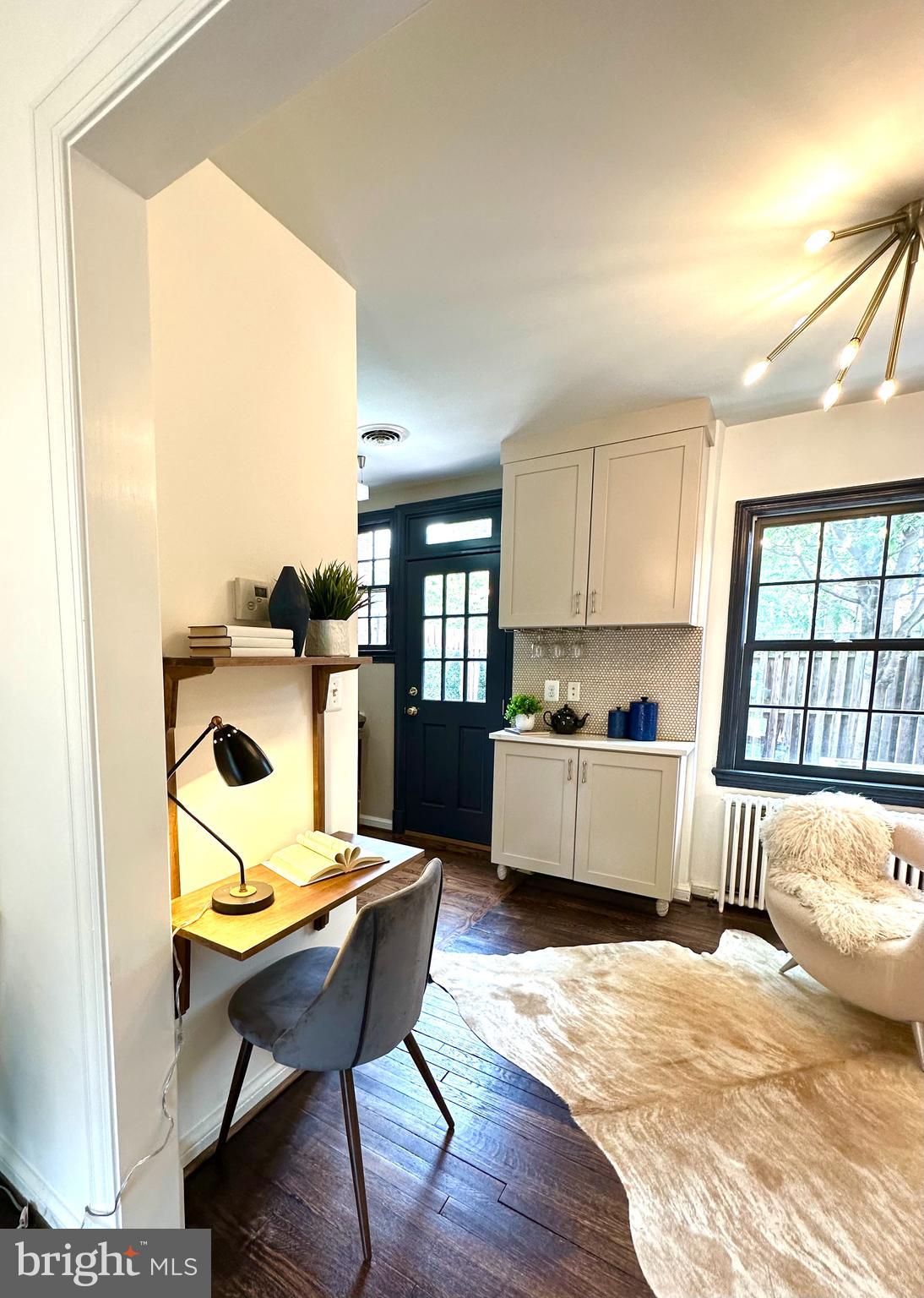 OLD TOWN ALEXANDRIA - Residential