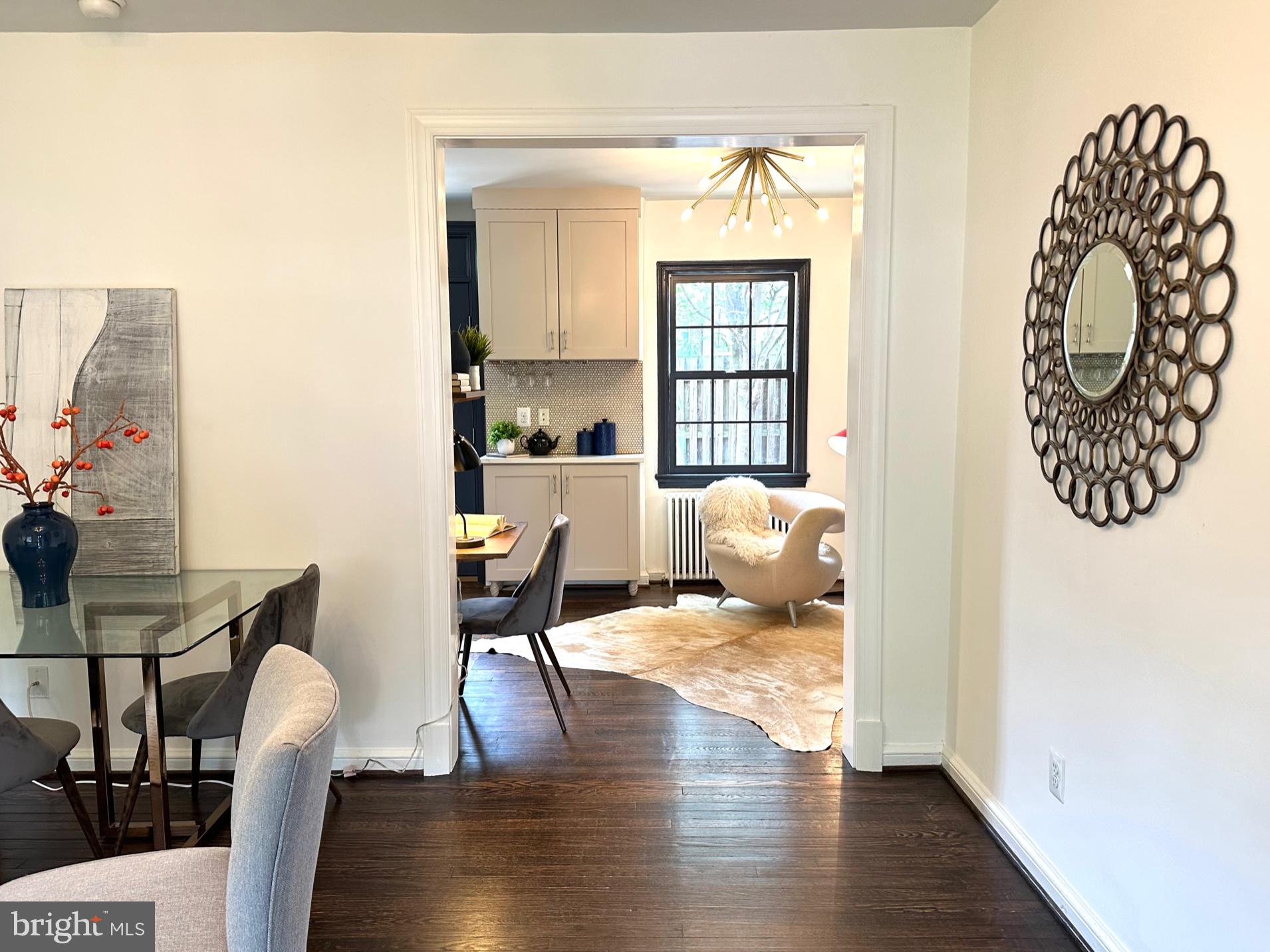 OLD TOWN ALEXANDRIA - Residential