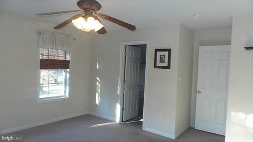 OLIVERS POND - Residential