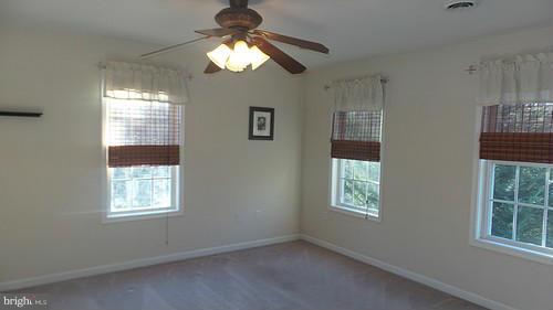 OLIVERS POND - Residential