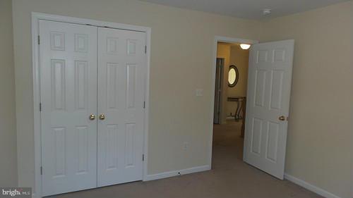 OLIVERS POND - Residential