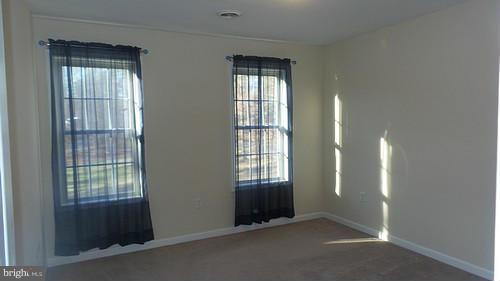 OLIVERS POND - Residential